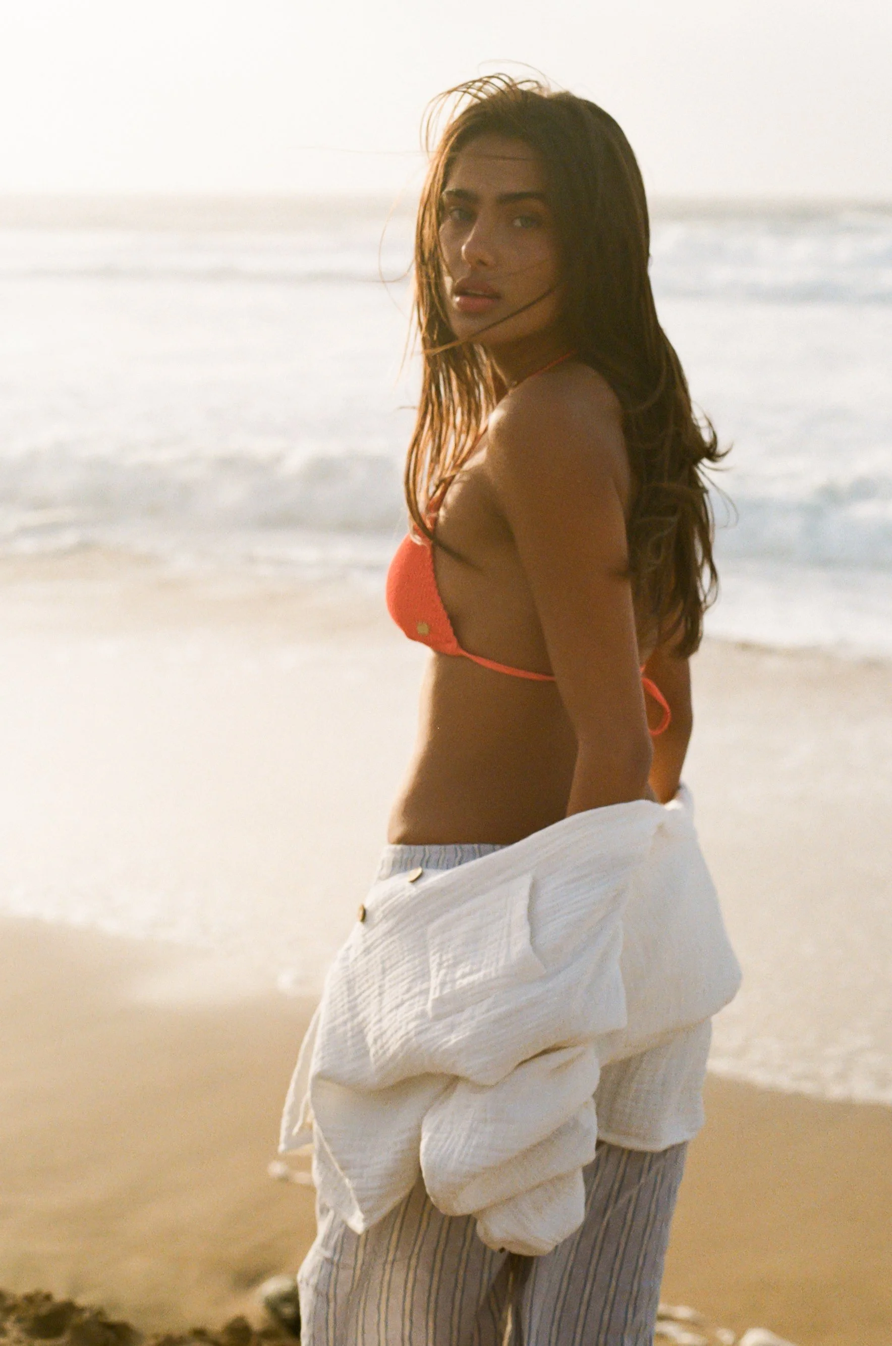 26-01-Billabong-Look 6-Noemi-Lisi-Ziegler-44.jpg