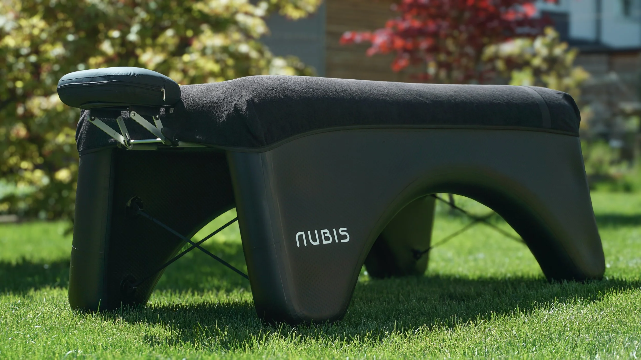 Close-up of NubisLite portabe massage table