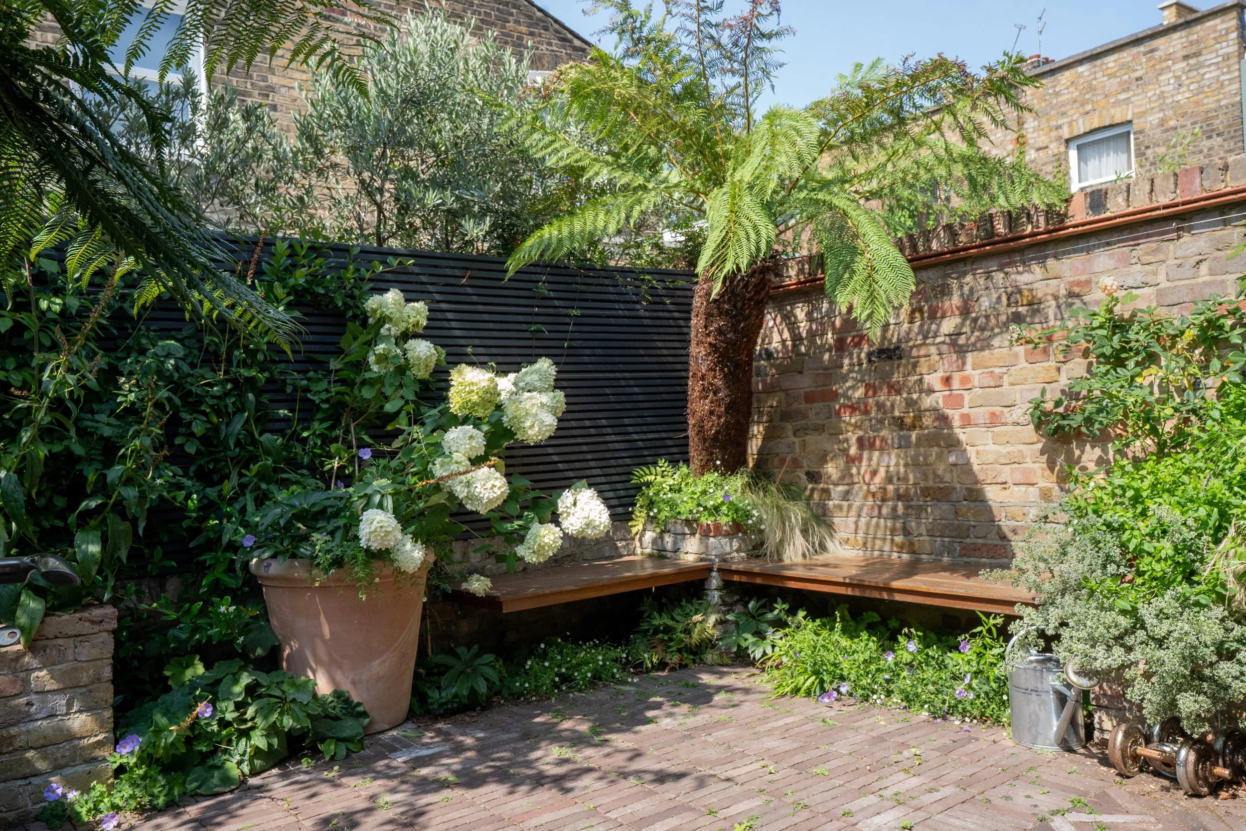 Garden2-8.jpg