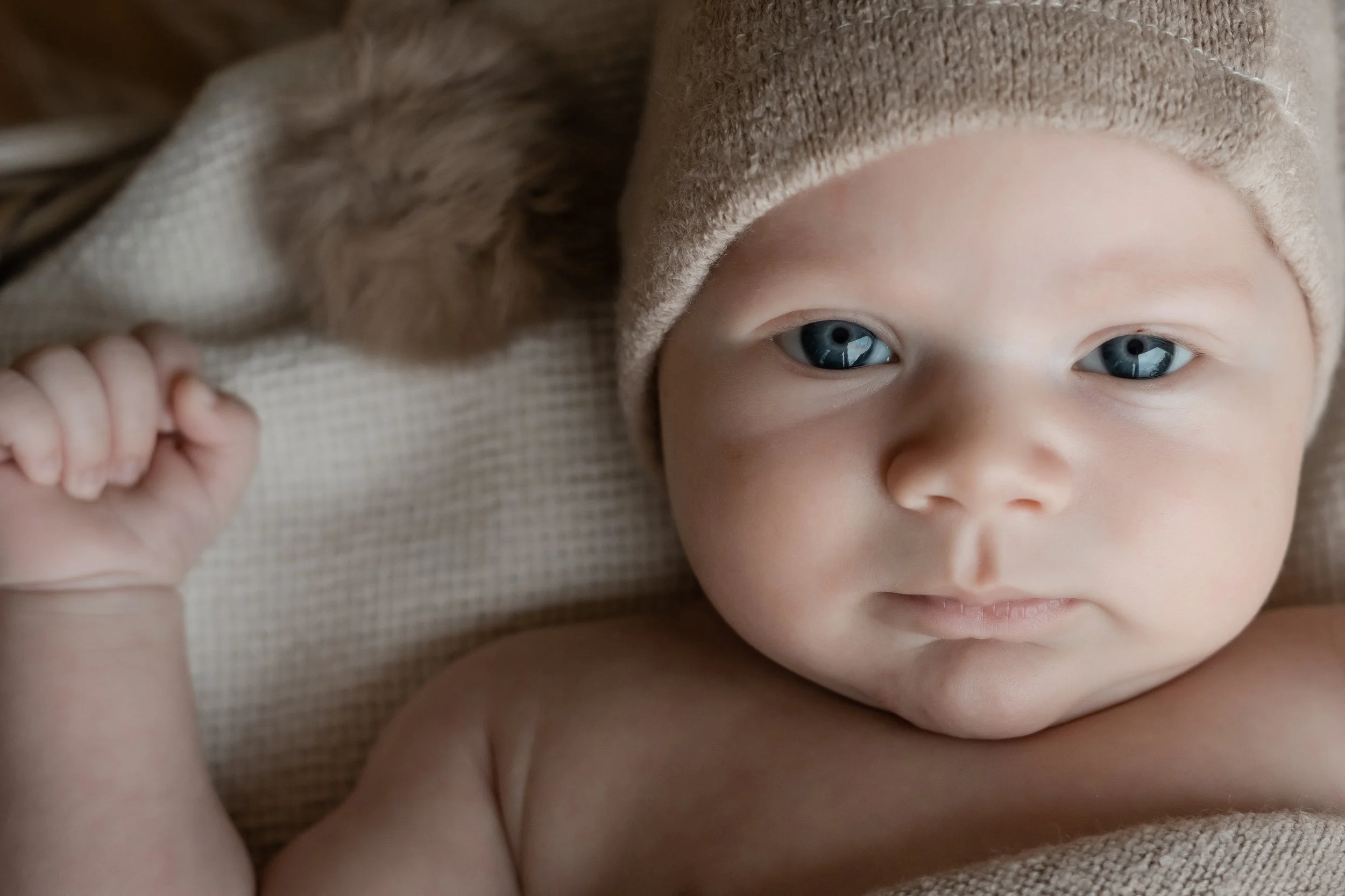 Baby Foto, Neugeborenenfotografie, Newborn Fotoshooting, Homestory, Babyfotoshooting, Geburt