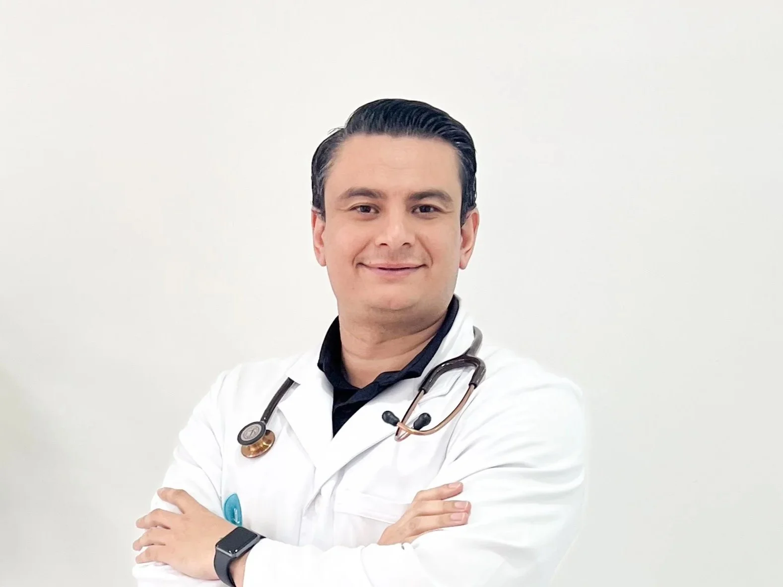 Dr. Efraín Gómez – Endocrinólogo