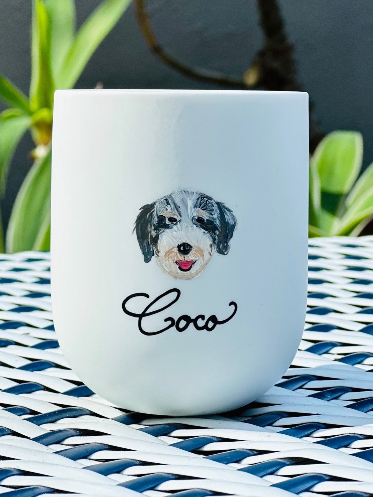 Which one is your favorite? 🐶
.
.
.
Pet portraits live for your next brand activation. Or any special event 👉🏼 DM me or send a mail at hello@laurianerognie.com