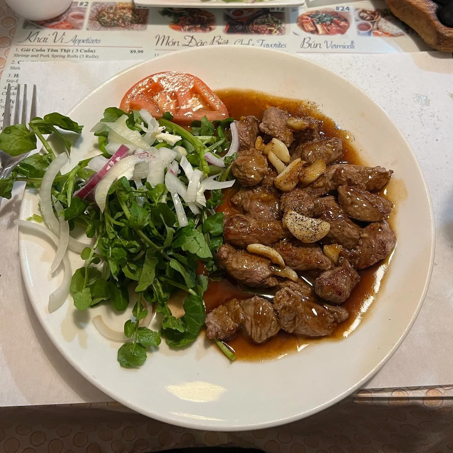 B&ograve; l&uacute;c lắc (shaking beef) and garlic butter filet mignon from Khoi Hung, a Vietnamese steakhouse in Little Saigon, Orange County. This was extremely good.