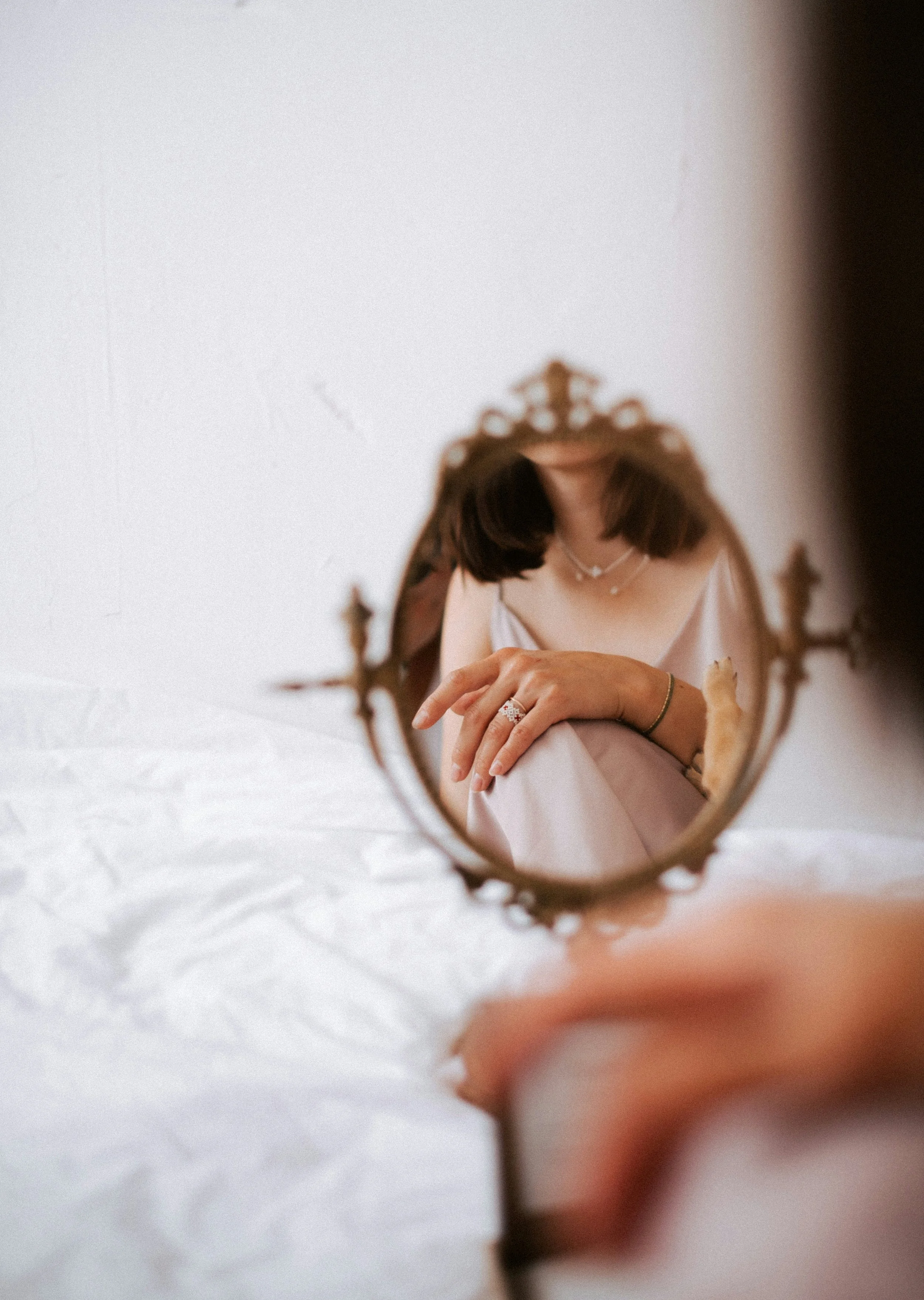 Nutrition and Weight Loss: When Looking Well is Confused with Being Well