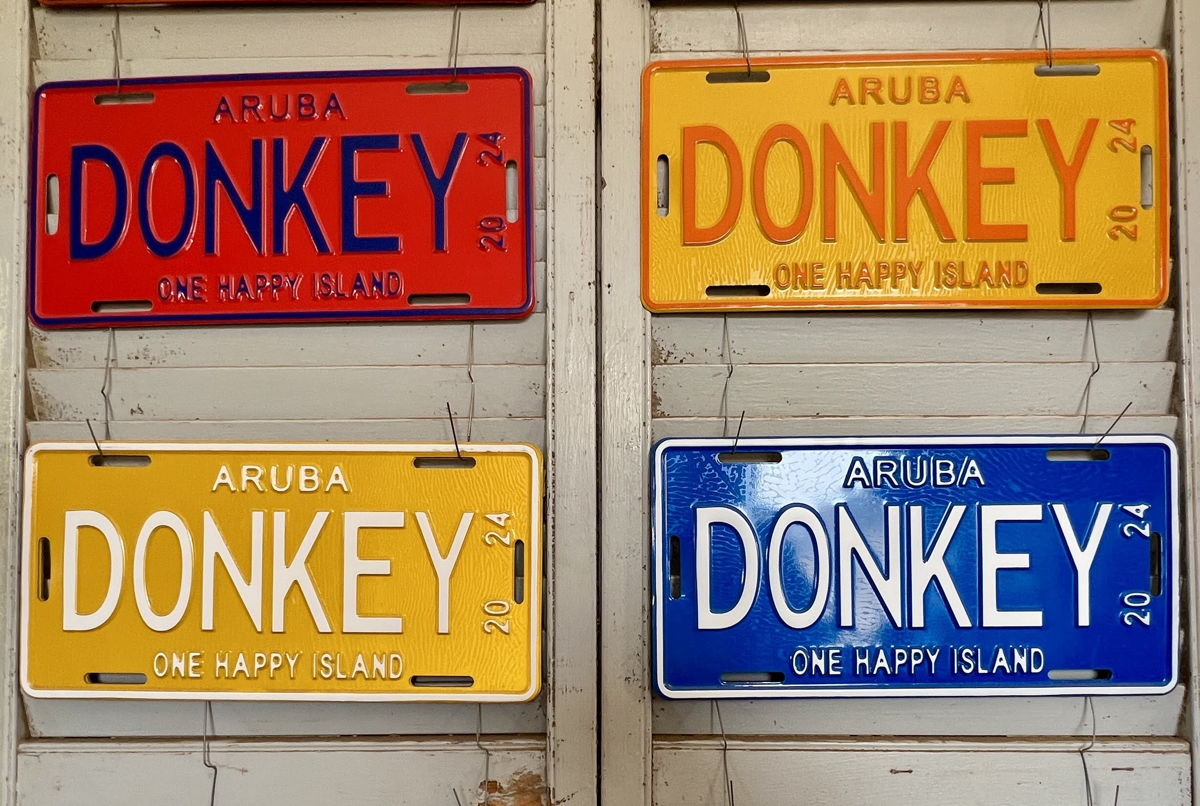 Donkey Sanctuary Aruba licence plates CREDIT Jennifer Bain.JPG