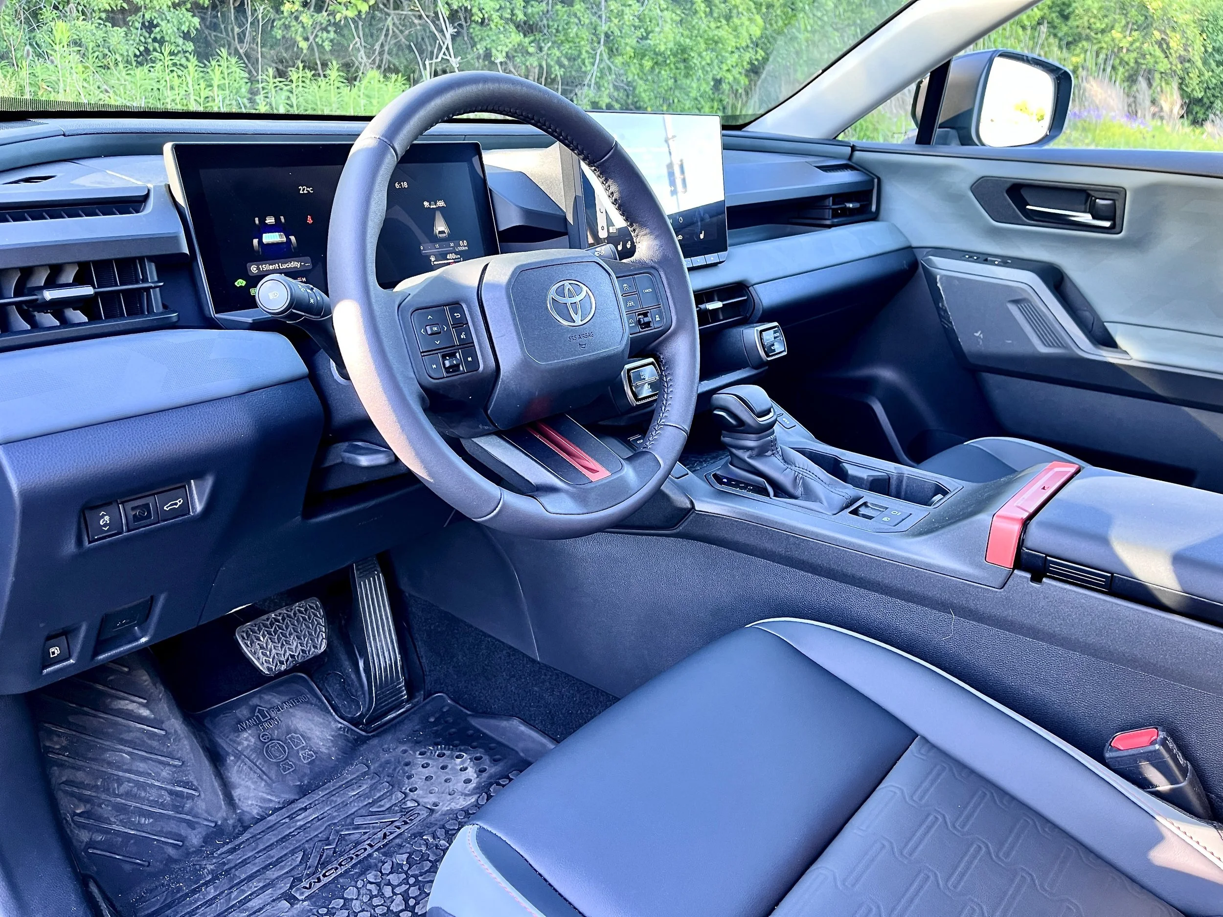 2026 Toyta RAV4 9.JPG
