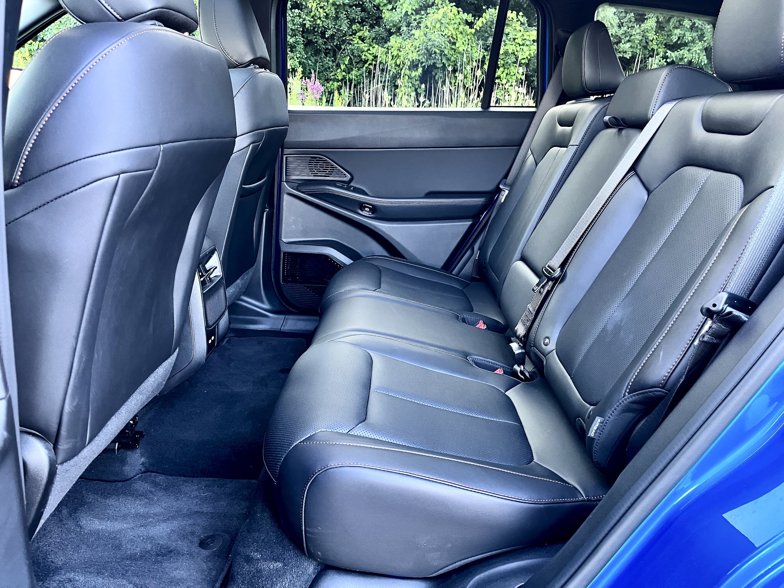 2026 Jeep Cherokee Modern Traveller 7.JPG