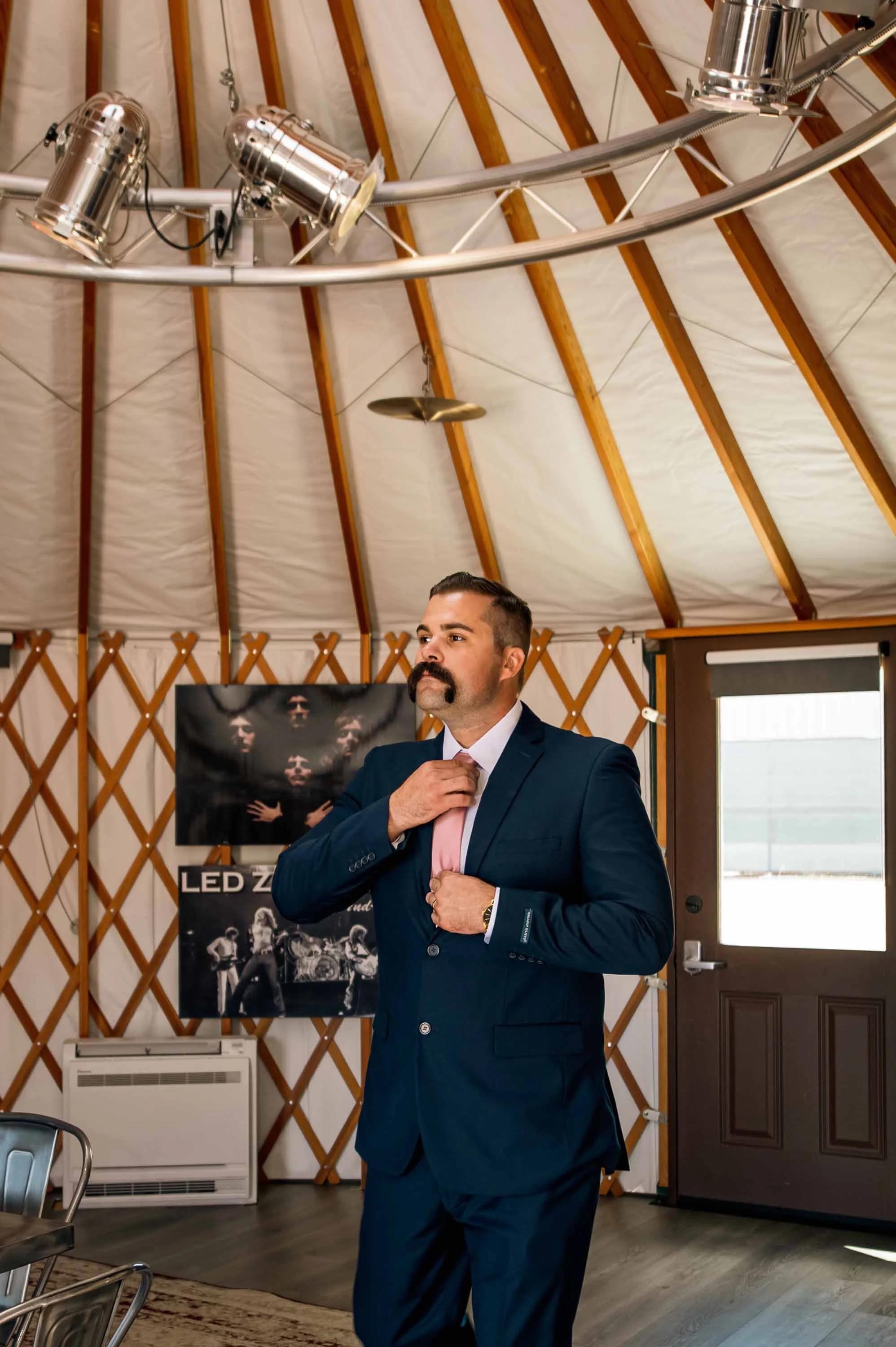 T+M-GettingReady+YURT+MairleaCampbellPhotography-38.jpg