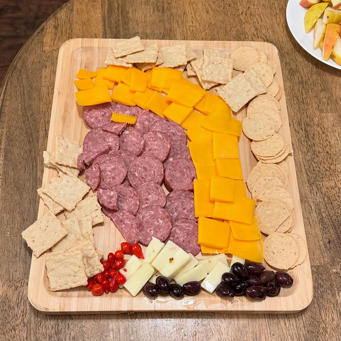 Do you see it? 🇺🇸 My friend brought a #trump charcuterie board to girls&rsquo; night this weekend. She totally nailed it, even the fuzzy eyebrow and red tie! 😂🧀🥂 

Side note&hellip; no campaign is paying me gross sums of money to post this. That