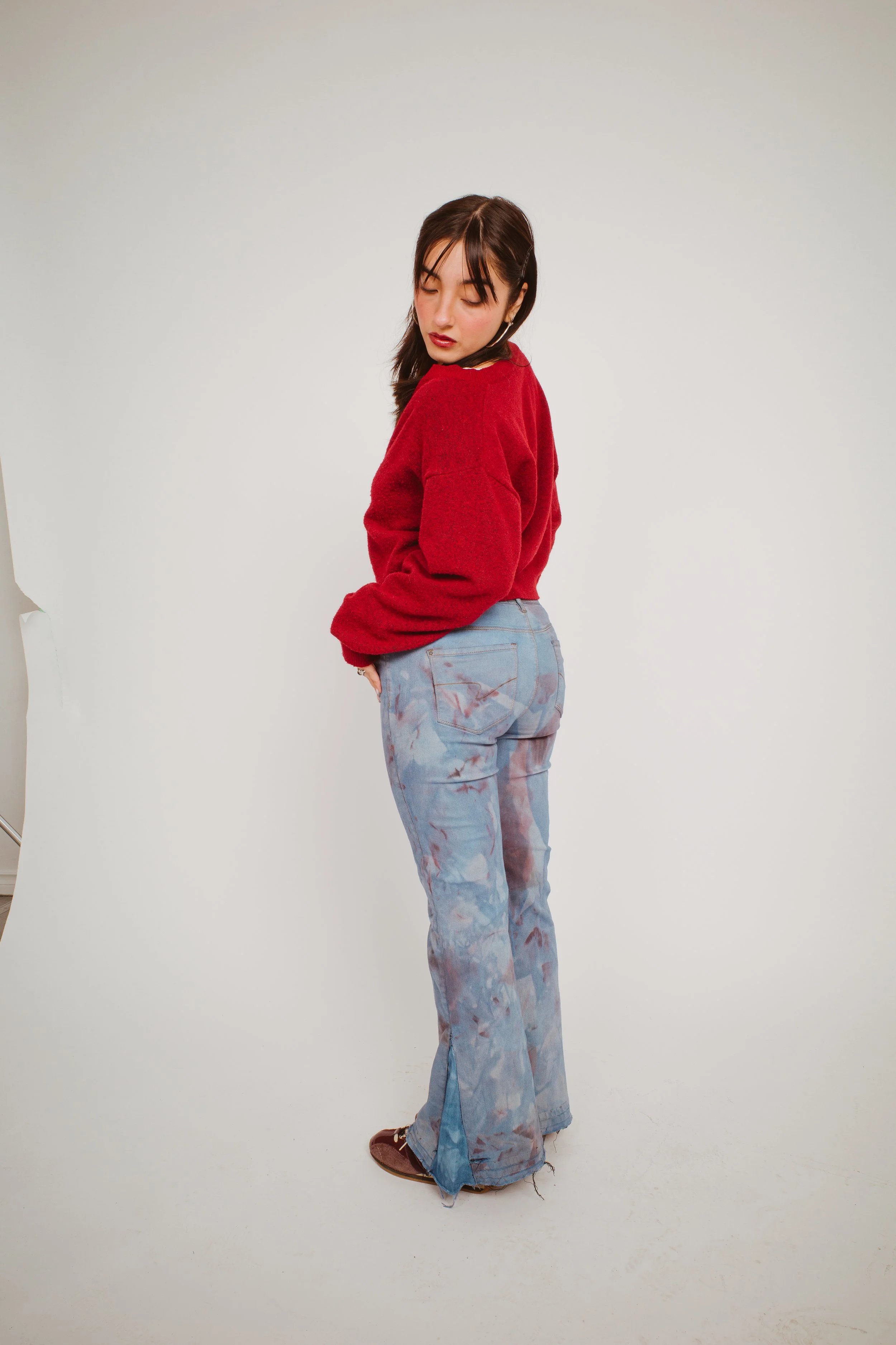 Flared Blueberry Santana Jeans 2.jpeg
