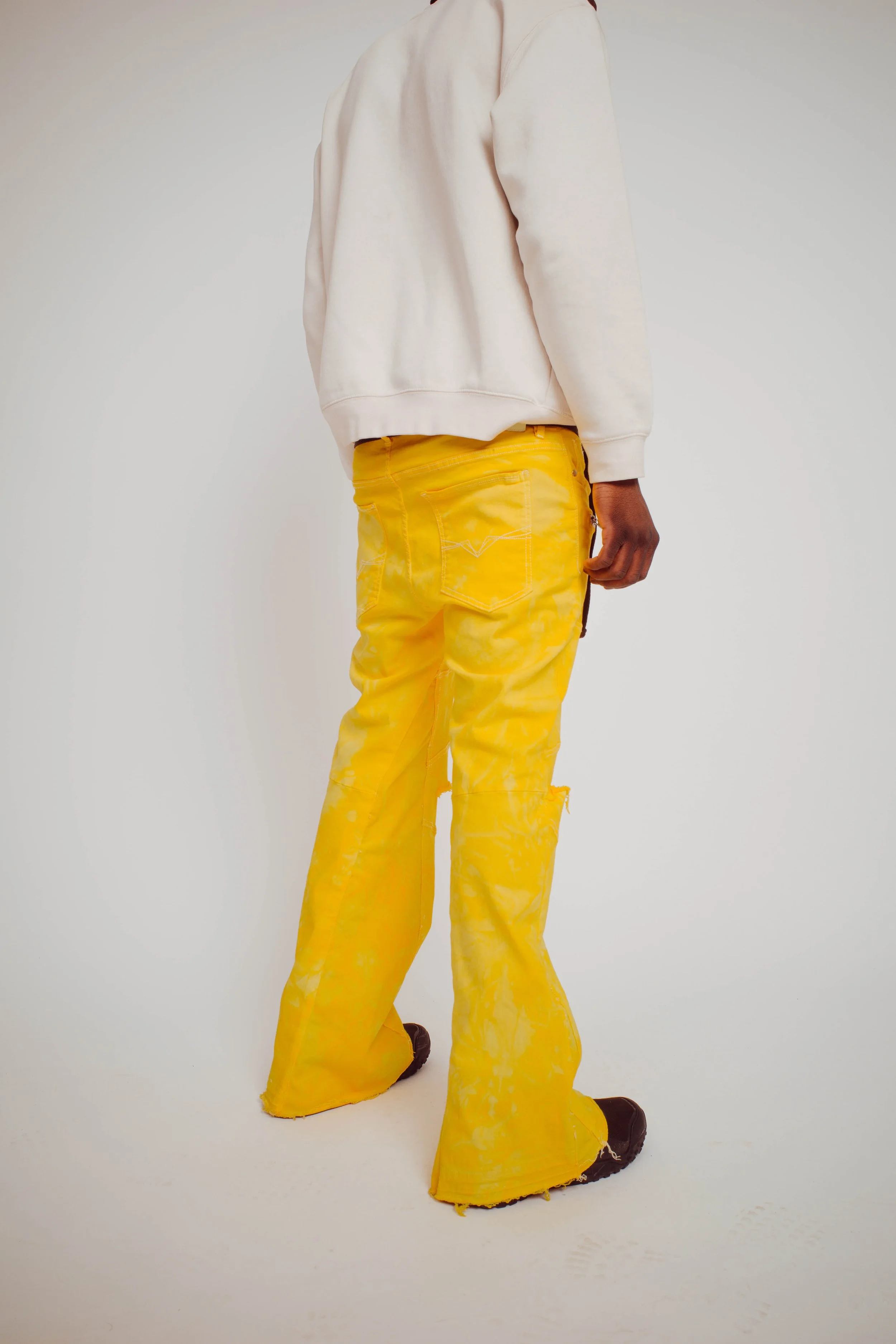 GUESS Flared Yellow Jeans 2.jpeg