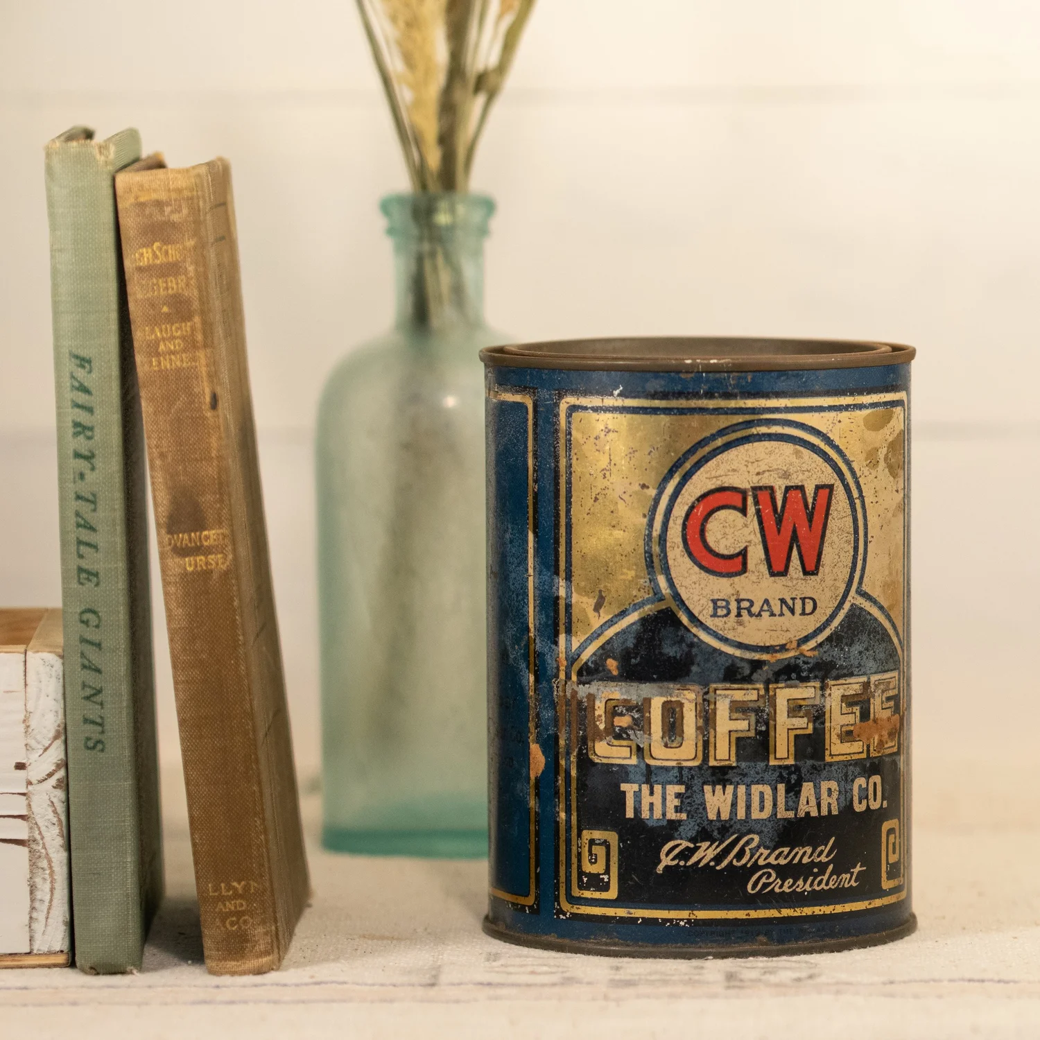 CW Brand Coffee Tin — MAPLE MOON VINTAGE
