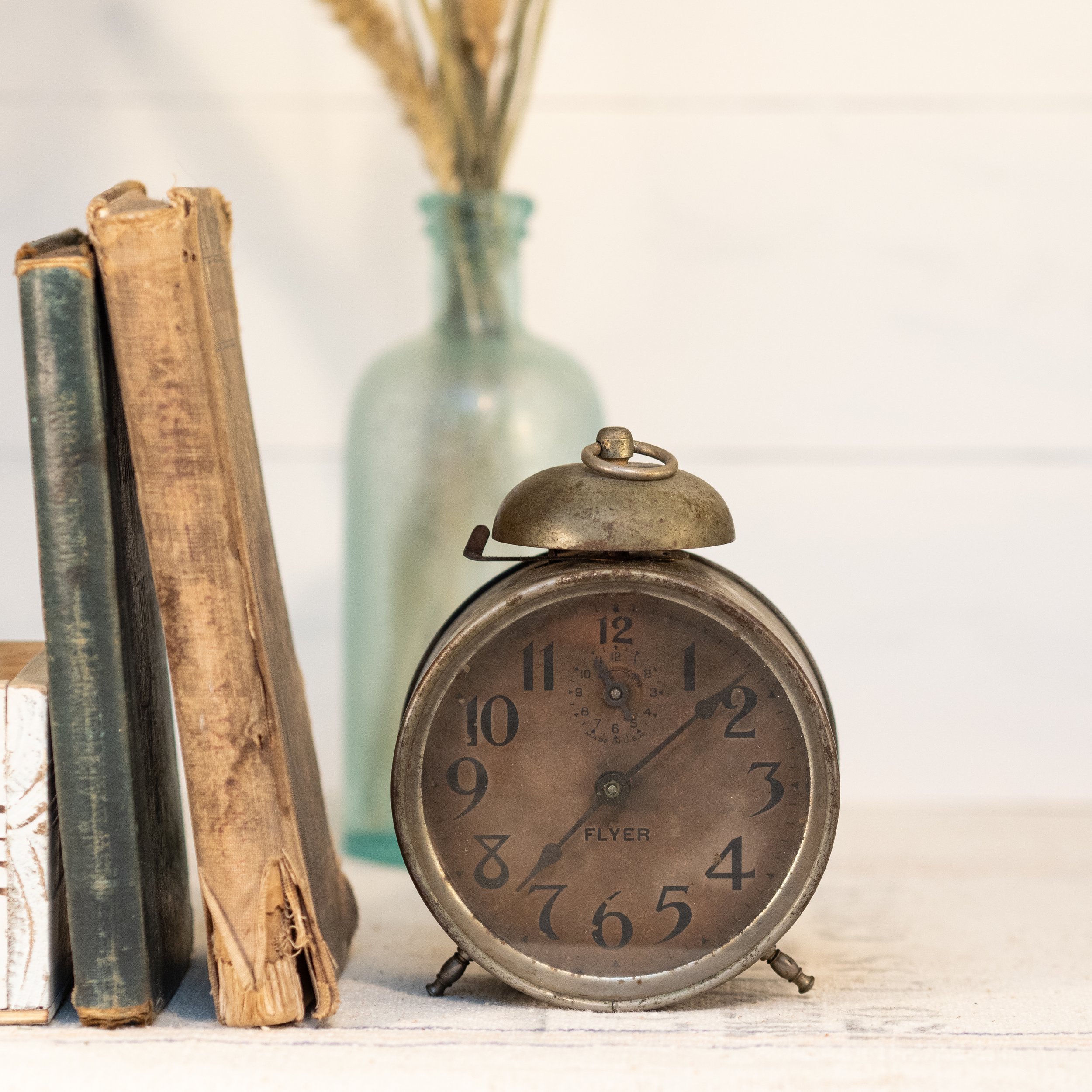 Flyer Alarm Clock