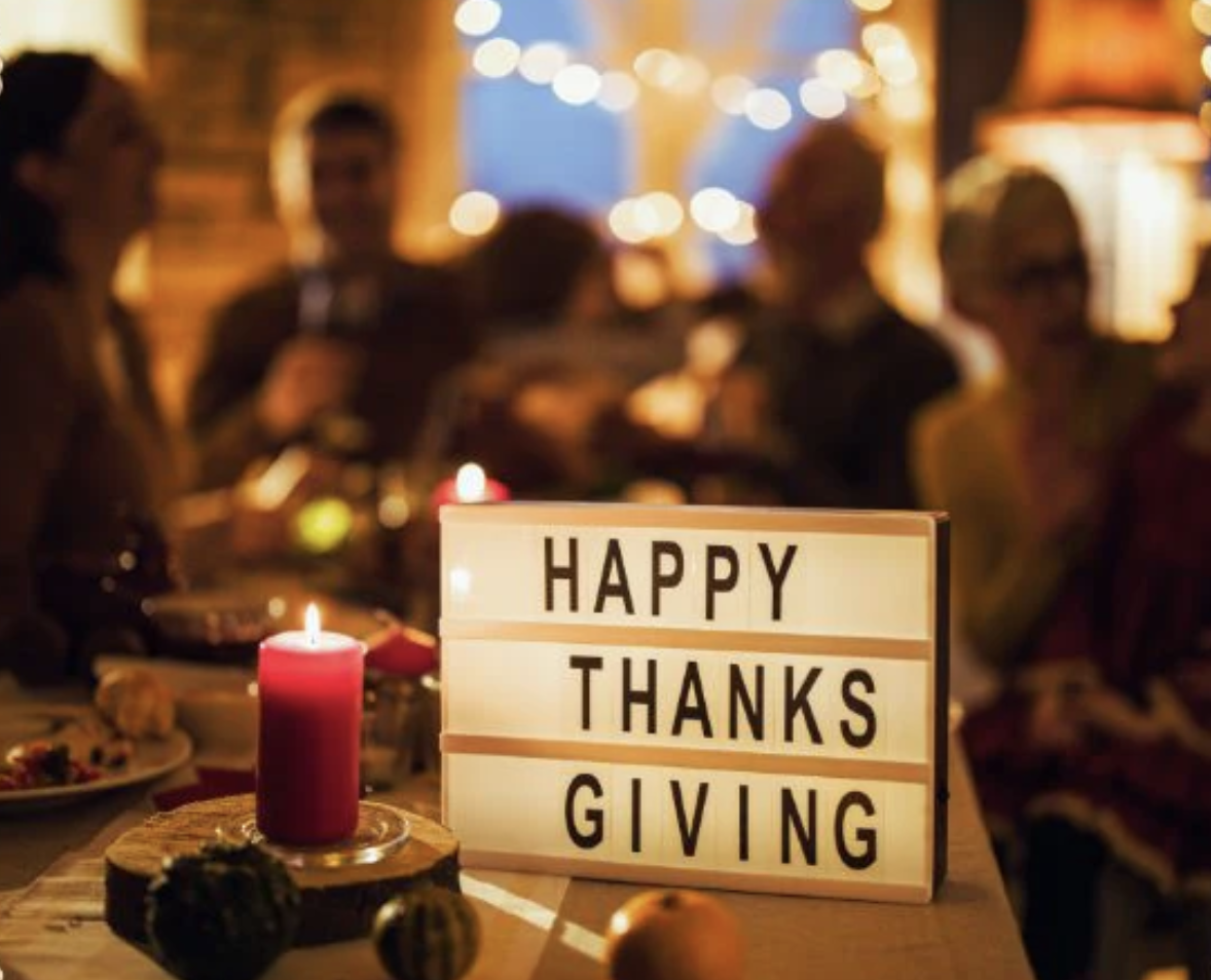 🦃 Fun Family Games to Engage Your Family &amp; Guests This Thanksgiving