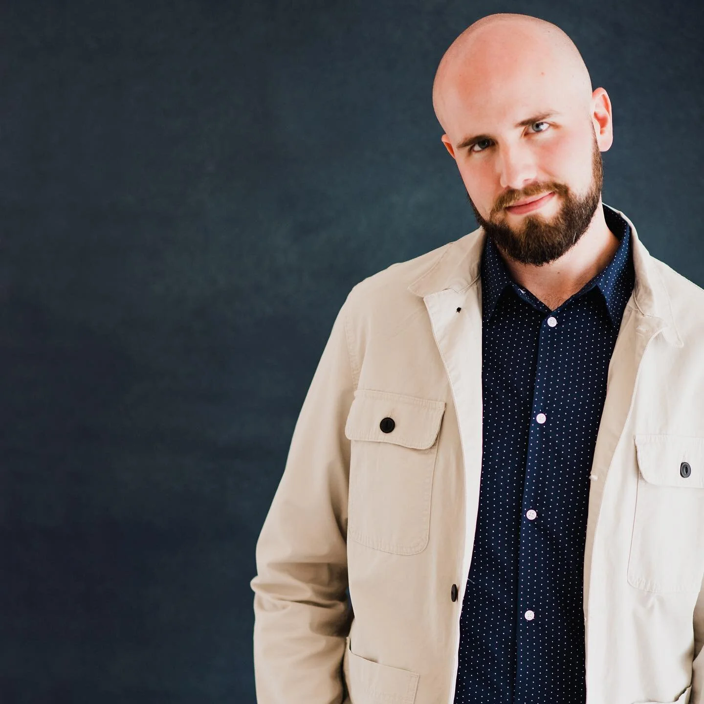 Thirty, flirty, and thriving! 💁🏻&zwj;♂️✌🏻😘

📷: @pepperfoxphoto