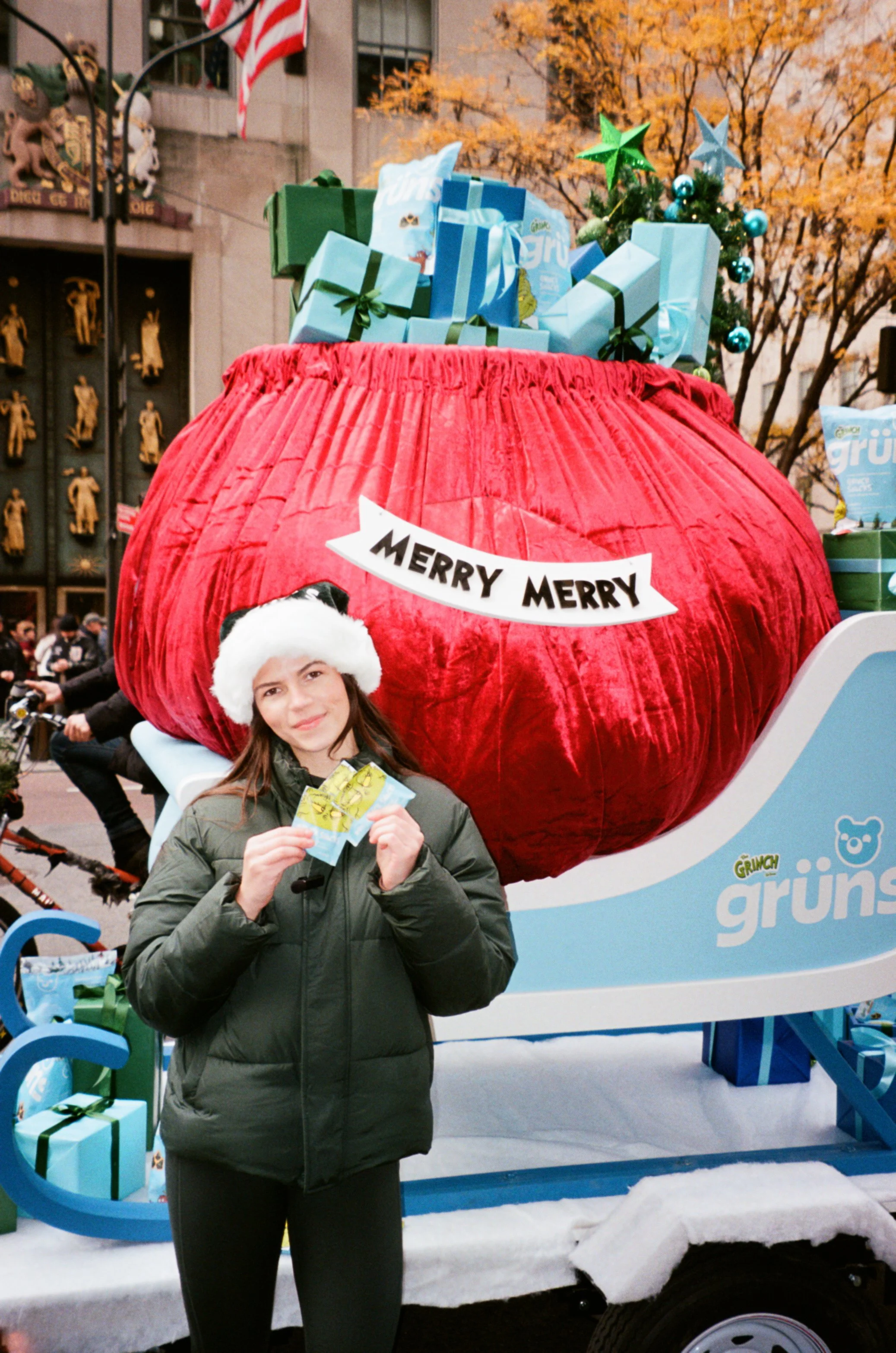 Grüns Grinch Sleigh + Who-Feast