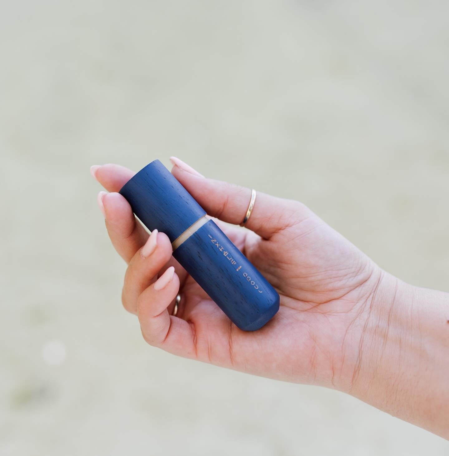 Do you love your INXHALE inhaler? 🌿 Share a pic of your inhaler where it gets used the most and tag us for a chance to be featured (and maybe get a free refill as well 😉)

#INXHALE #aromatherapy #wellness #olfactorywellness #nzbusiness#breathwork #