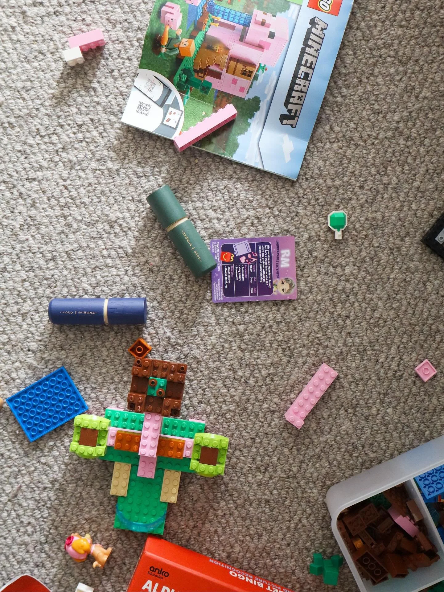 Spot the Inxhale! We love to share beautiful images that evoke the natural serenity that we aim to provide via our two carefully-blended aromatherapy inhalers...but let&rsquo;s be real for a second: not many people are out in the gorgeous Southern Al