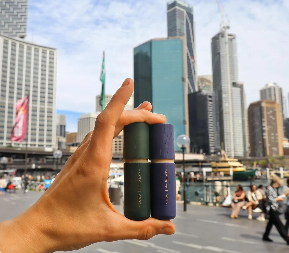 Inxhale hits the big smoke with @tehyadoesmarketing 🤍 Our aromatherapy inhalers are perfect for taking on the go, and when you&rsquo;re faced with the added stress of big crowds, crazy traffic and lots to see and do, they&rsquo;re so handy to have i
