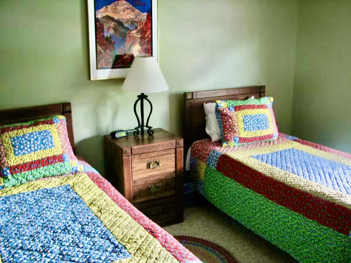 Shared Twin Bedroom