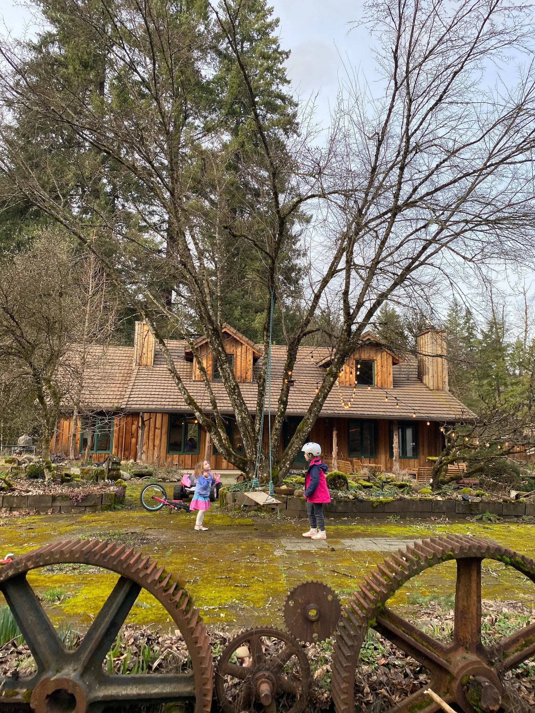 cabin_airbnb_oregon_12.jpeg