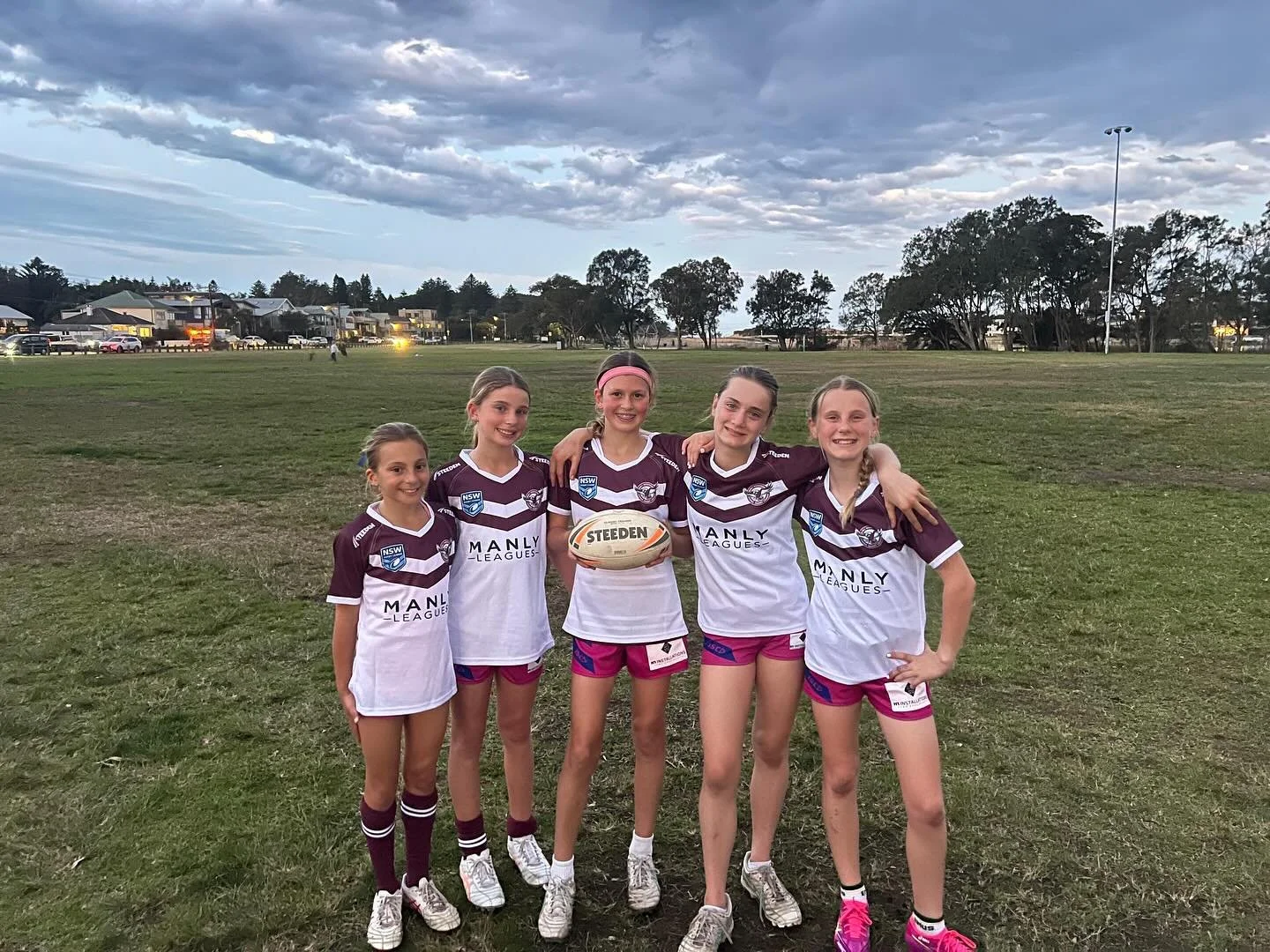 The inaugural Blues Tag &lsquo;Battle of the Beaches&rsquo; was held last Saturday with 16 of our girls selected to represent Brothers in the U12, U14 &amp; U16 age groups. Congratulations to the following:
U12: Claire, Alice, Scarlett, Abigail &amp;