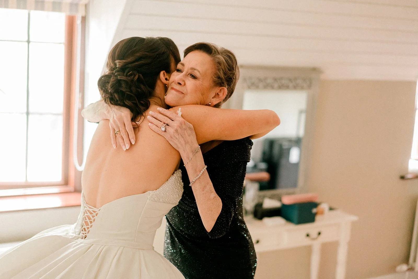 MARGARET & TJ PREVIEWS-300319.jpg