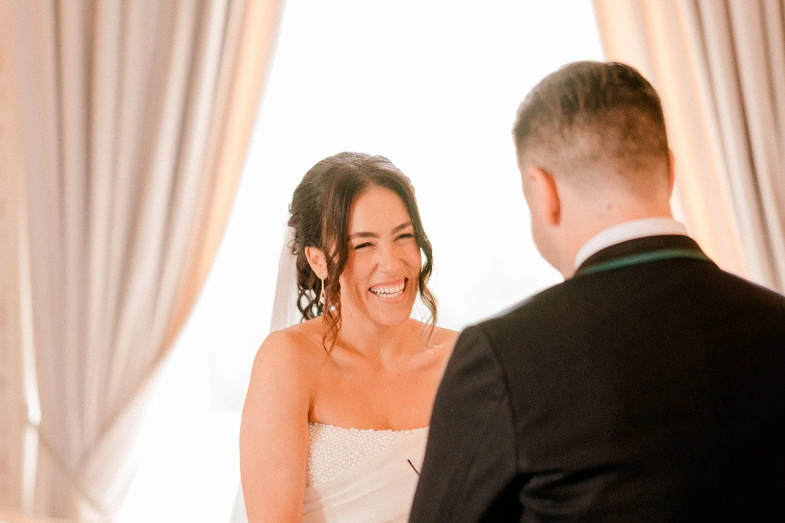 MARGARET & TJ PREVIEWS-300603.jpg