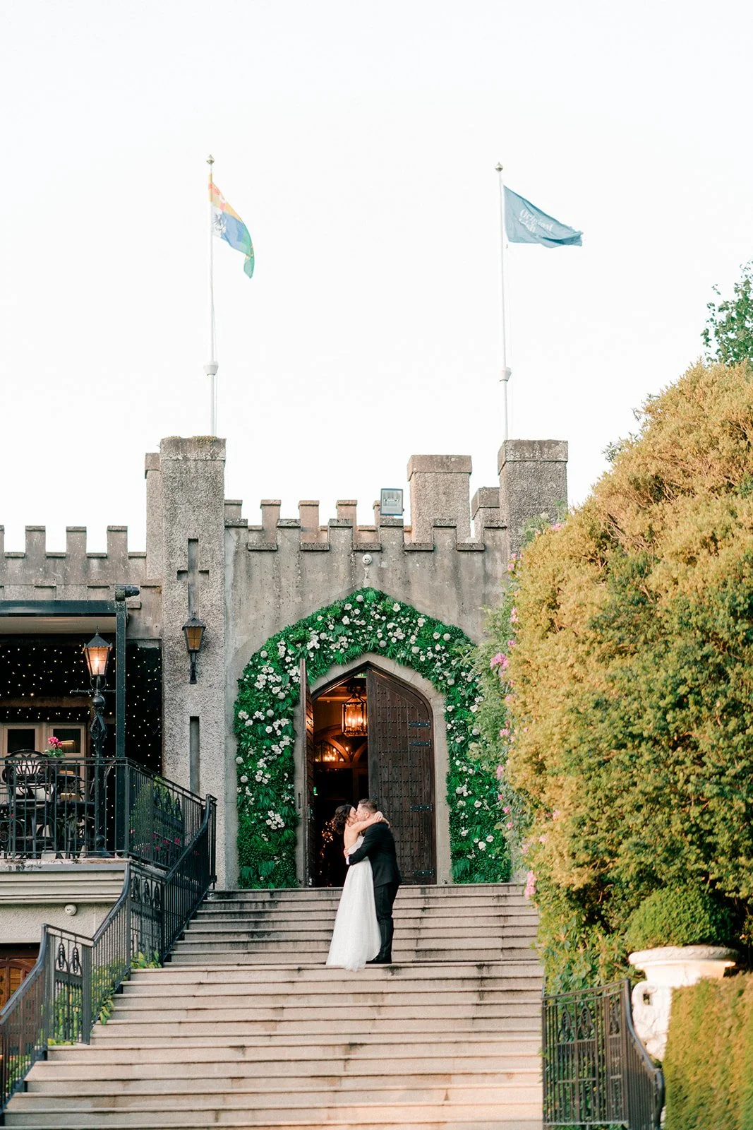 MARGARET & TJ PREVIEWS-301321.jpg