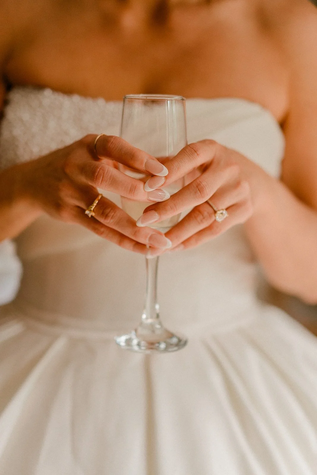 MARGARET & TJ PREVIEWS-300284.jpg