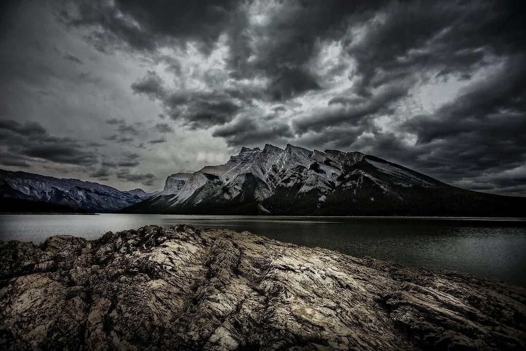 2017-18 Galleries Available