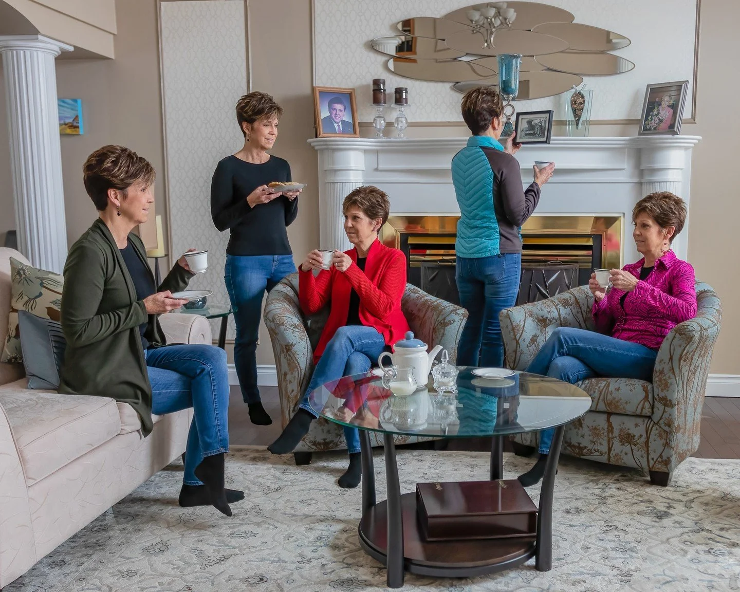 Tea Time - Cathleen Mewis - Curtiss Lund Altered Reality 2024 Competition - Honorable Mention.

#prpa #prpacanada #alteredreality #creative #photography