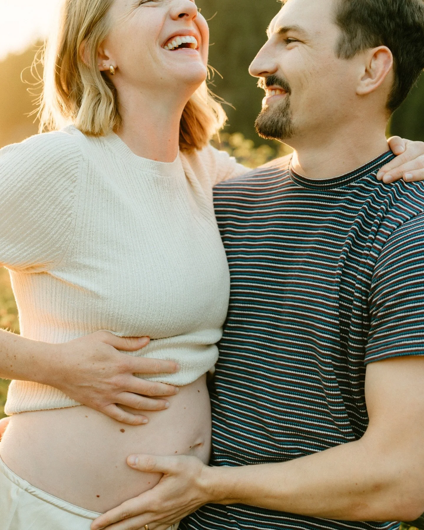 Bestie @phoebeoandco hard-launched her baby so I can finally share these maternity photos we took on a perfect September Pacific Northwest evening 😭😭😭😭 We spent 2025 going on walks and growing our sons together and can&rsquo;t wait for mine to be