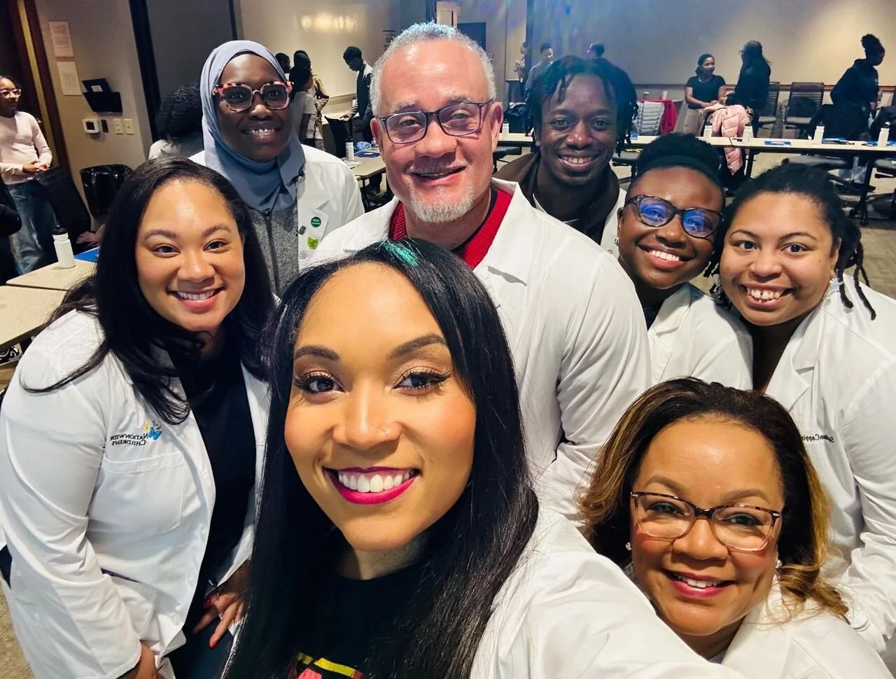 😊 The face you make when you are guiding the next generation of doctors.

#MadeForMedicine #WhatADoctorLooksLike #RepresentationMatters