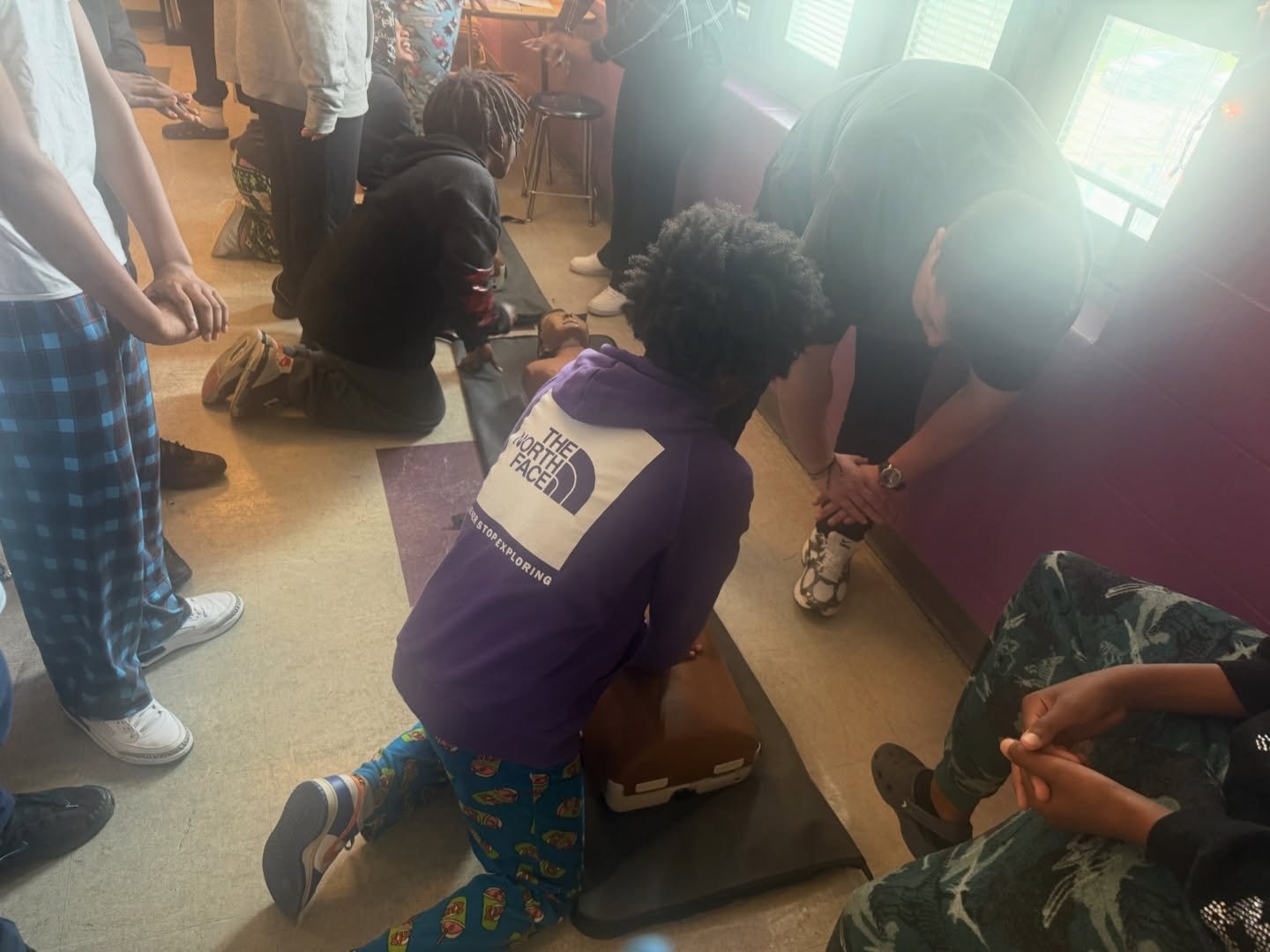 We recently visited Livingston Elementary (@colscityschools) as part of our educational outreach program. 

The students were enthusiastic and curious about what it takes to become a doctor and the skills needed. Through interactive stations they wer