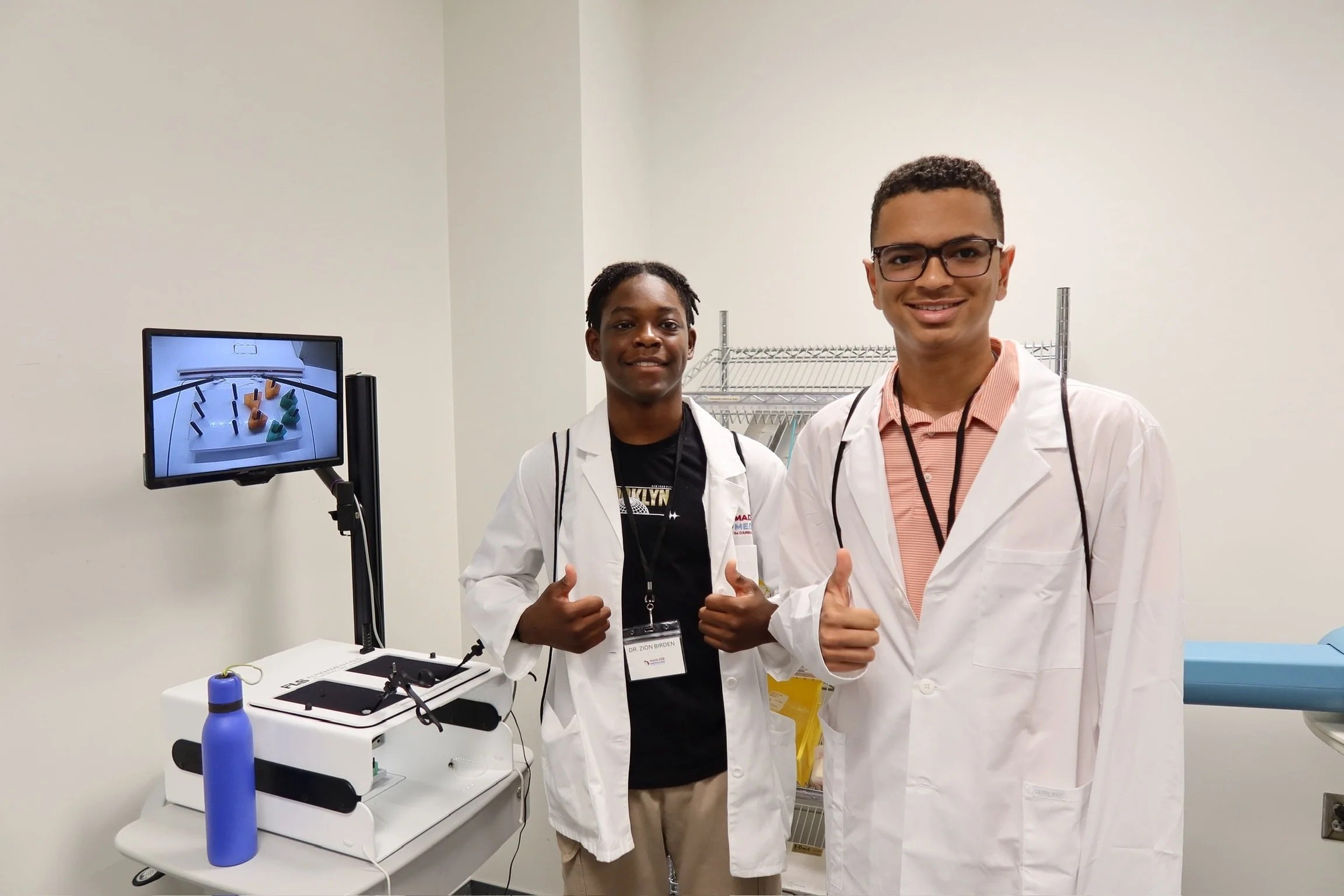 😊 We&rsquo;re proud to say our students receive early access to methods and practices that will benefit them well when they become doctors.

One of these methods is laparoscopic surgery. This is a minimally invasive approach to surgery that reduces 