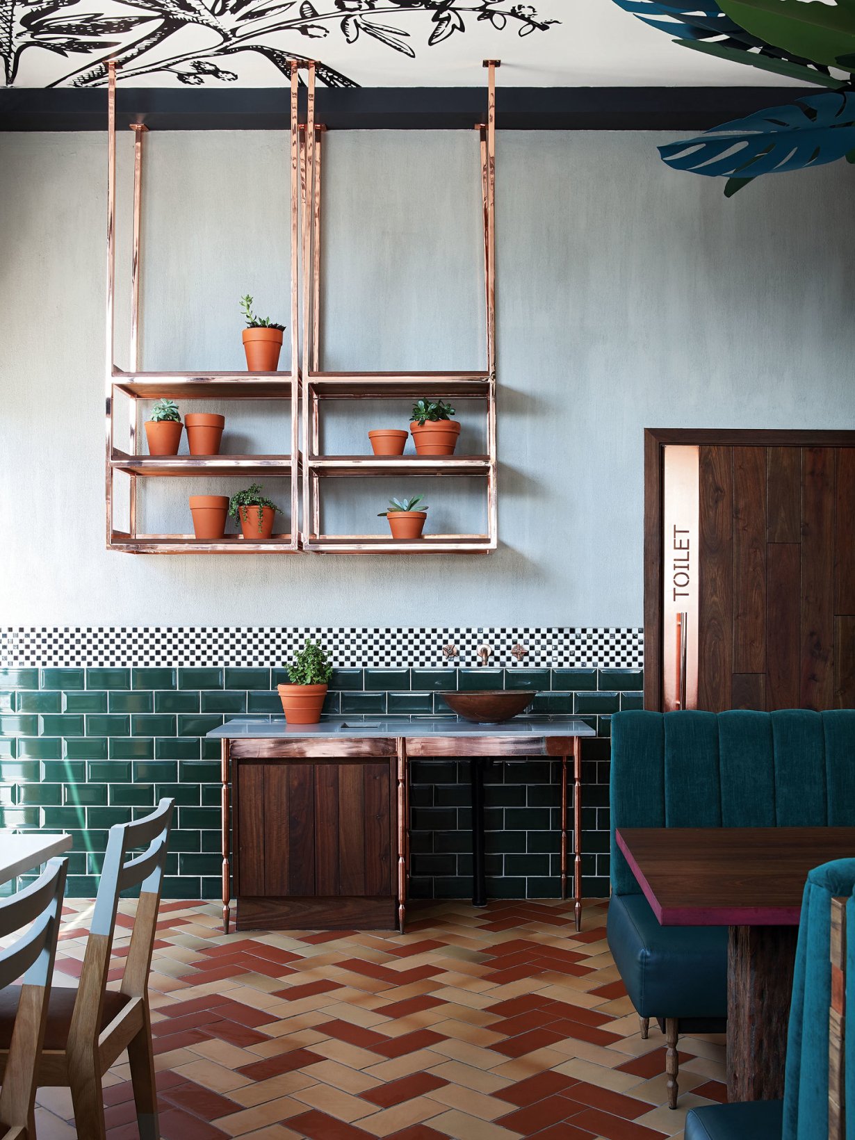 Nandos Savoy Hesse Kleinloog Interiors Made Individual nandos-savoy-hesse-kleinloog-interiors-made-individual