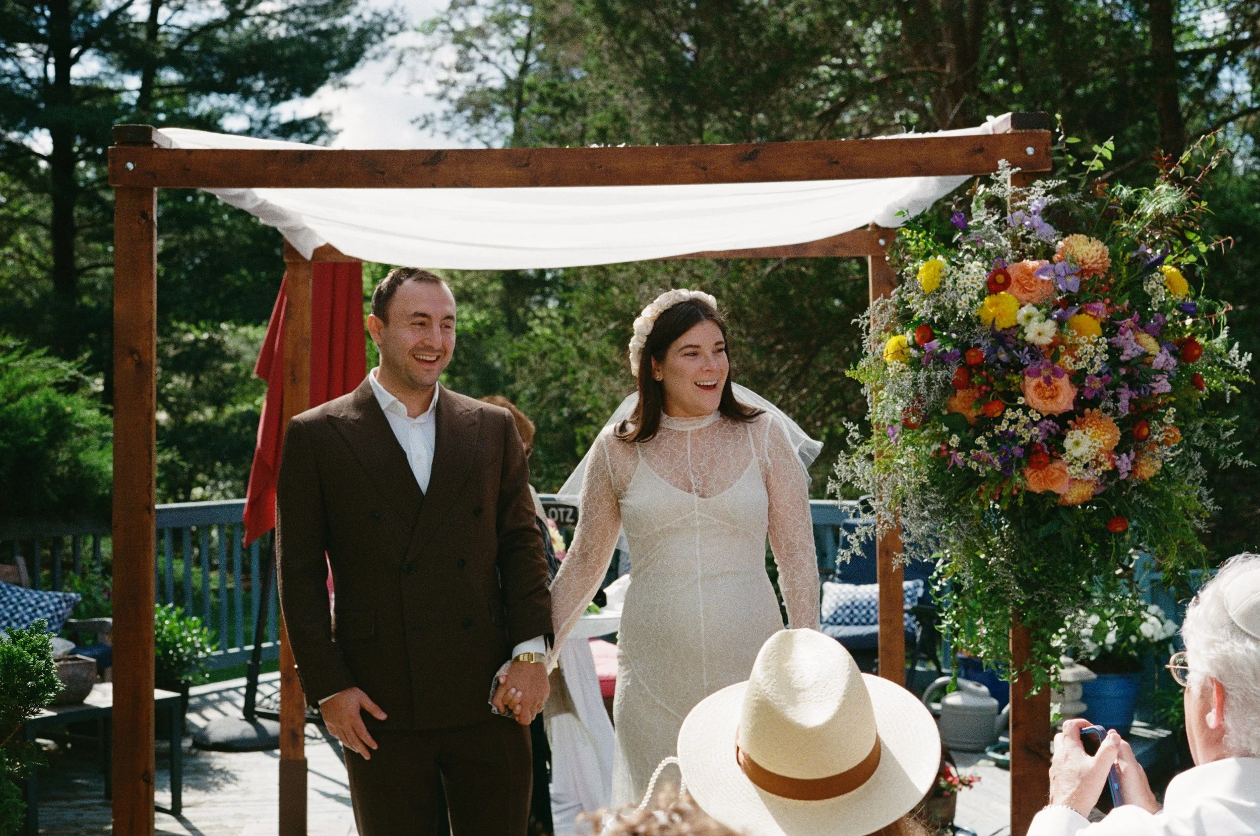 intimate_home_elopement_inspired_by_father_of_the_bride-1-12.jpg