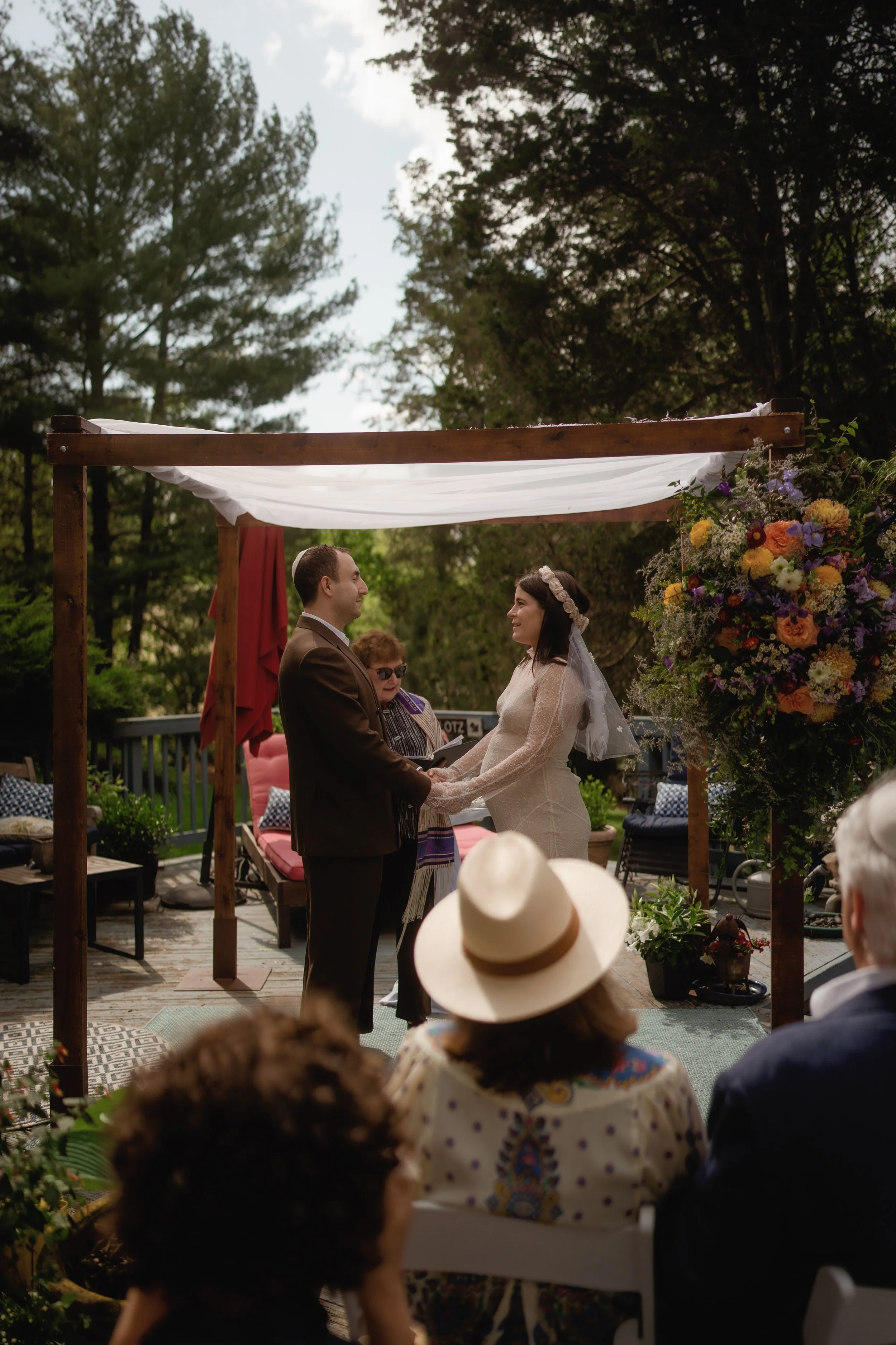 intimate_home_elopement_inspired_by_father_of_the_bride-1-15.jpg