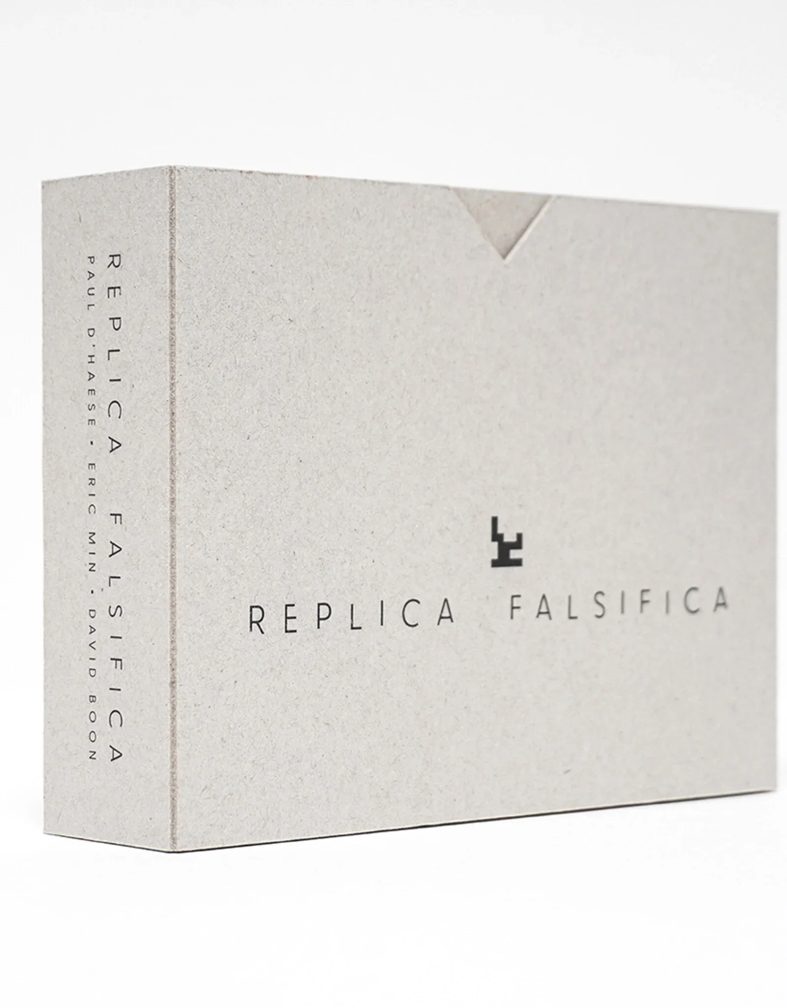 sold-out-paul-dhaese-replica-falsifica.webp