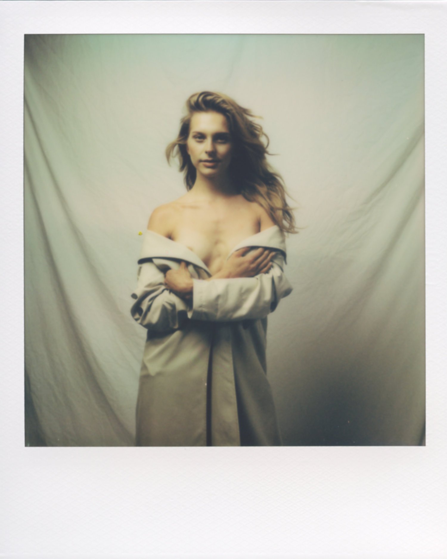 HQ-1200-Pola-Ruby-4.jpeg