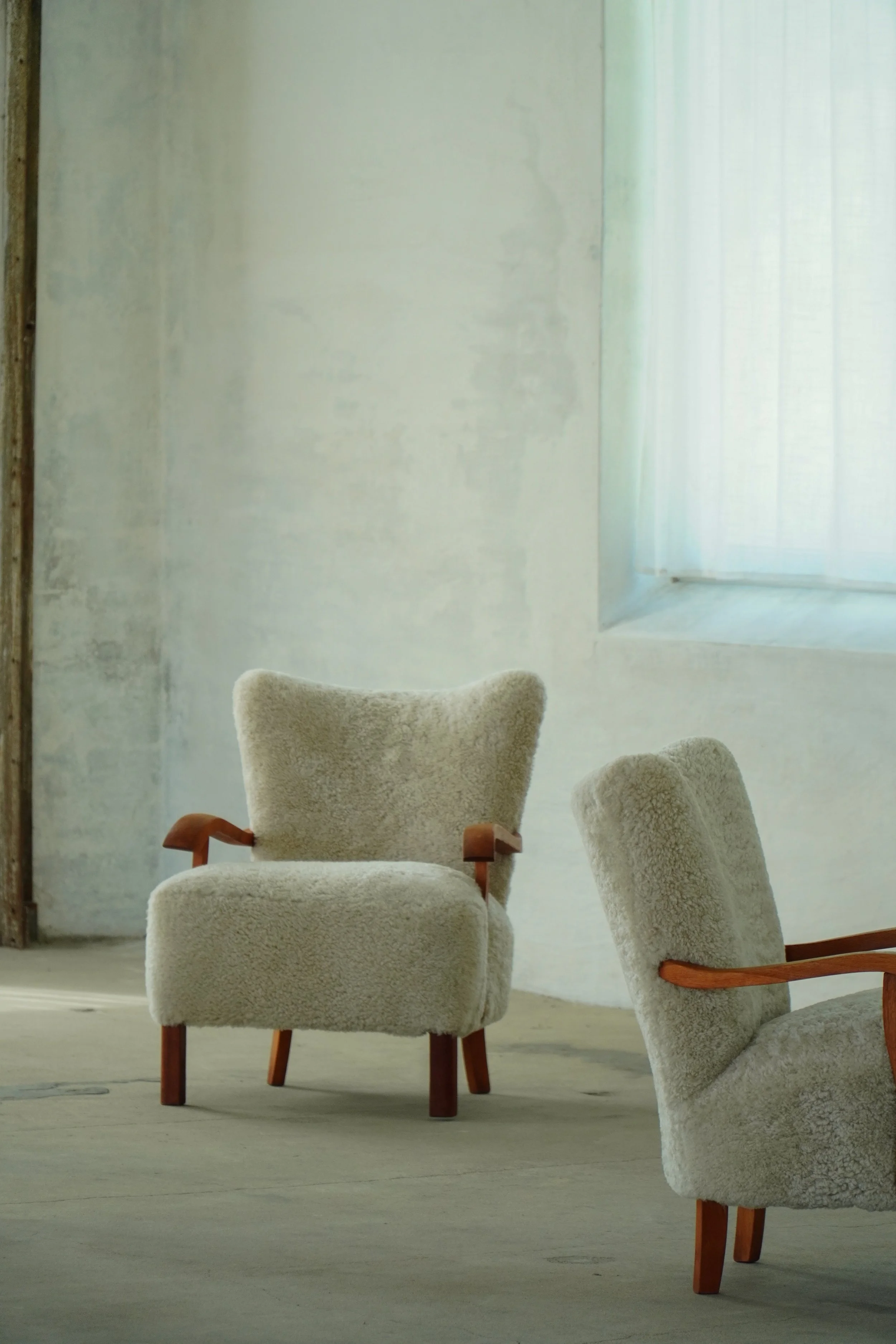 Lounge_Chairs_Lambswool-4.jpg
