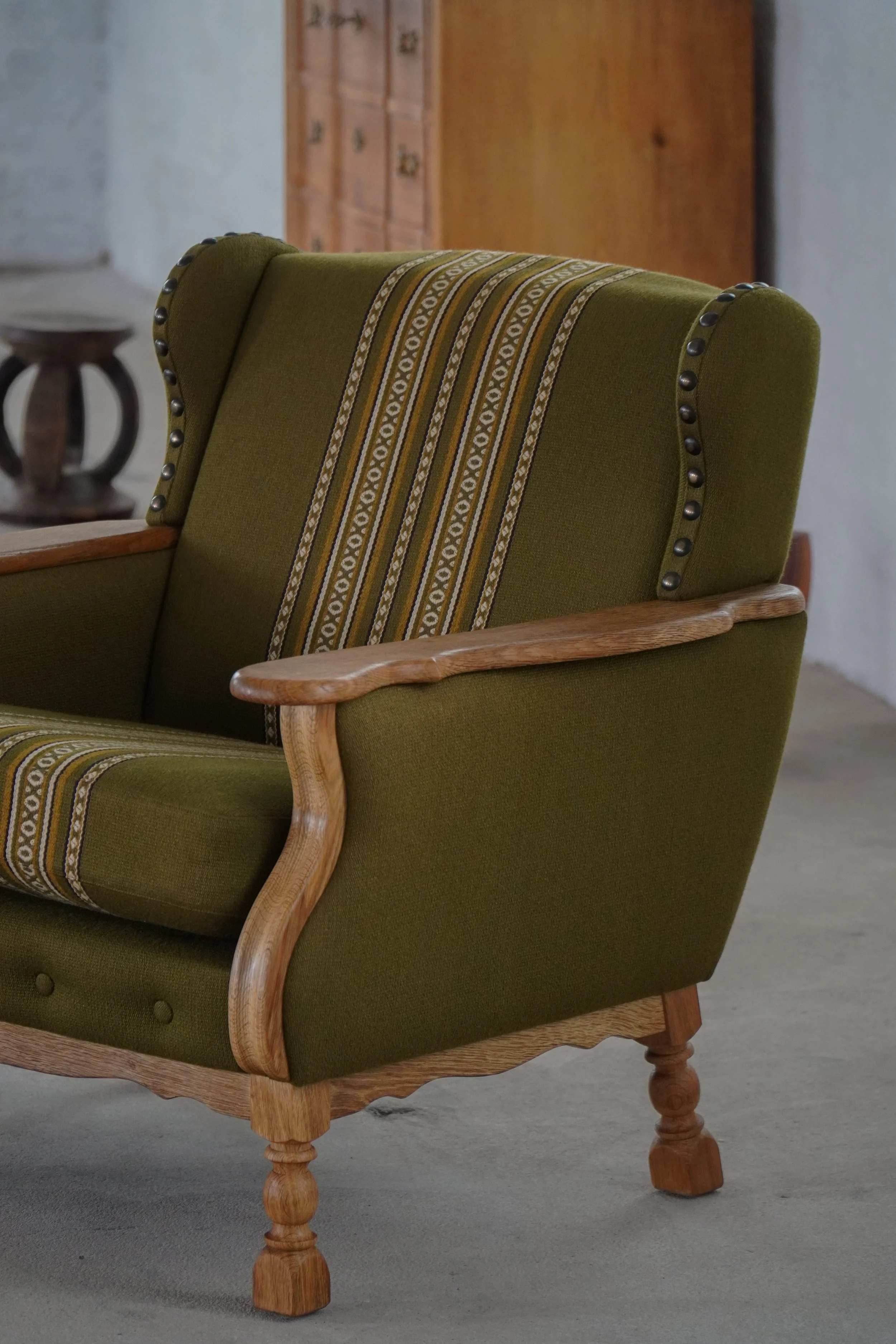 Green_Lounge_Chairs-6.jpg
