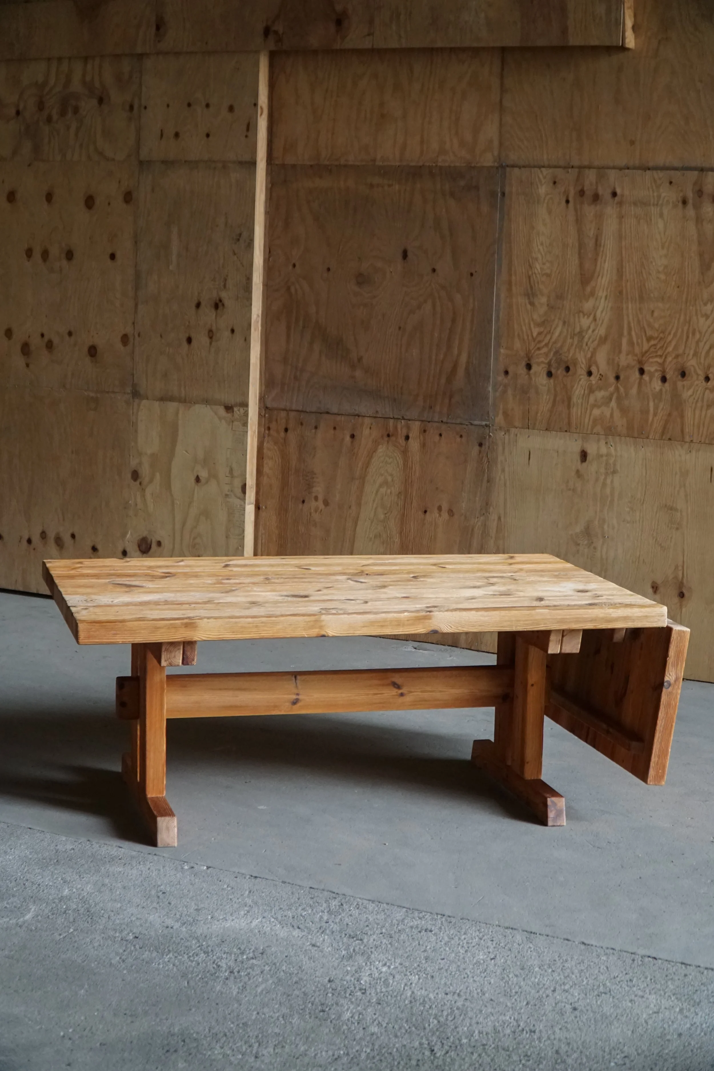 Pine_Table-23.jpg