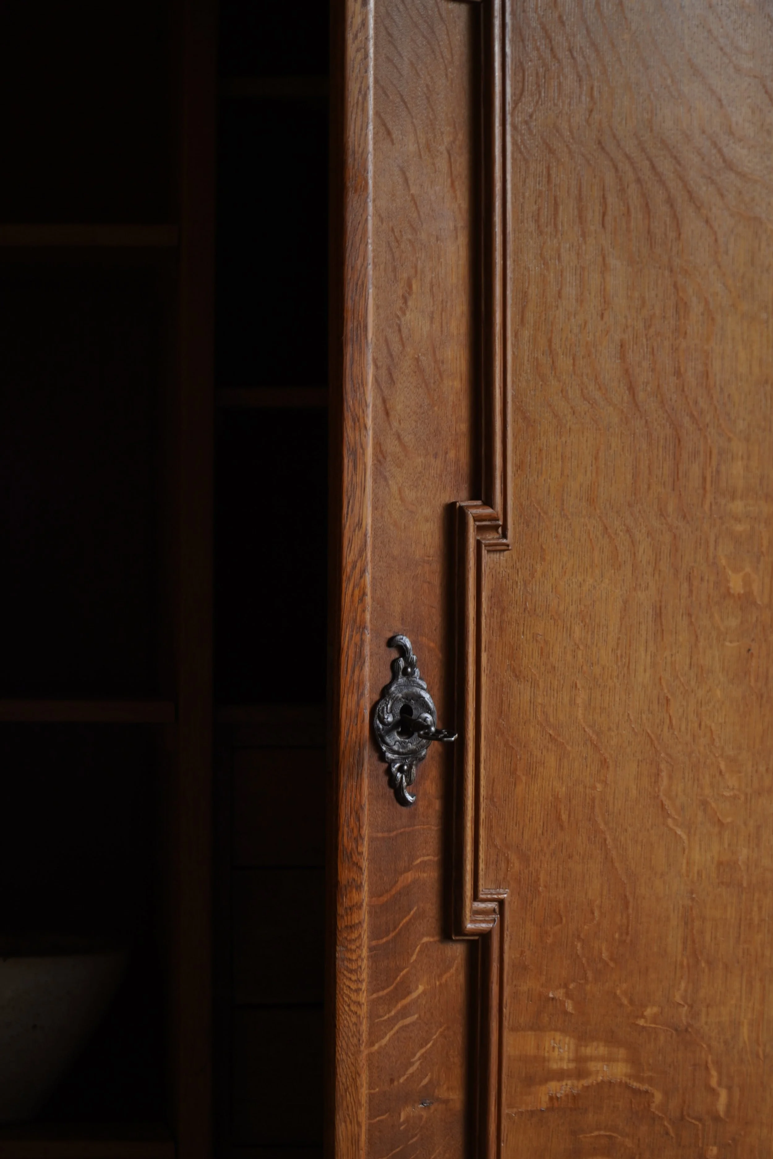 Cabinet-5.jpg