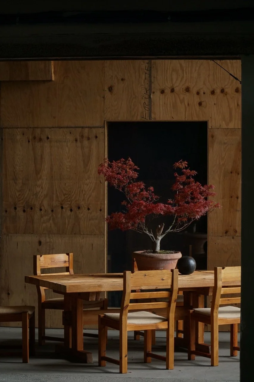 Pine_Chairs_Hessian-19 – stor.jpeg