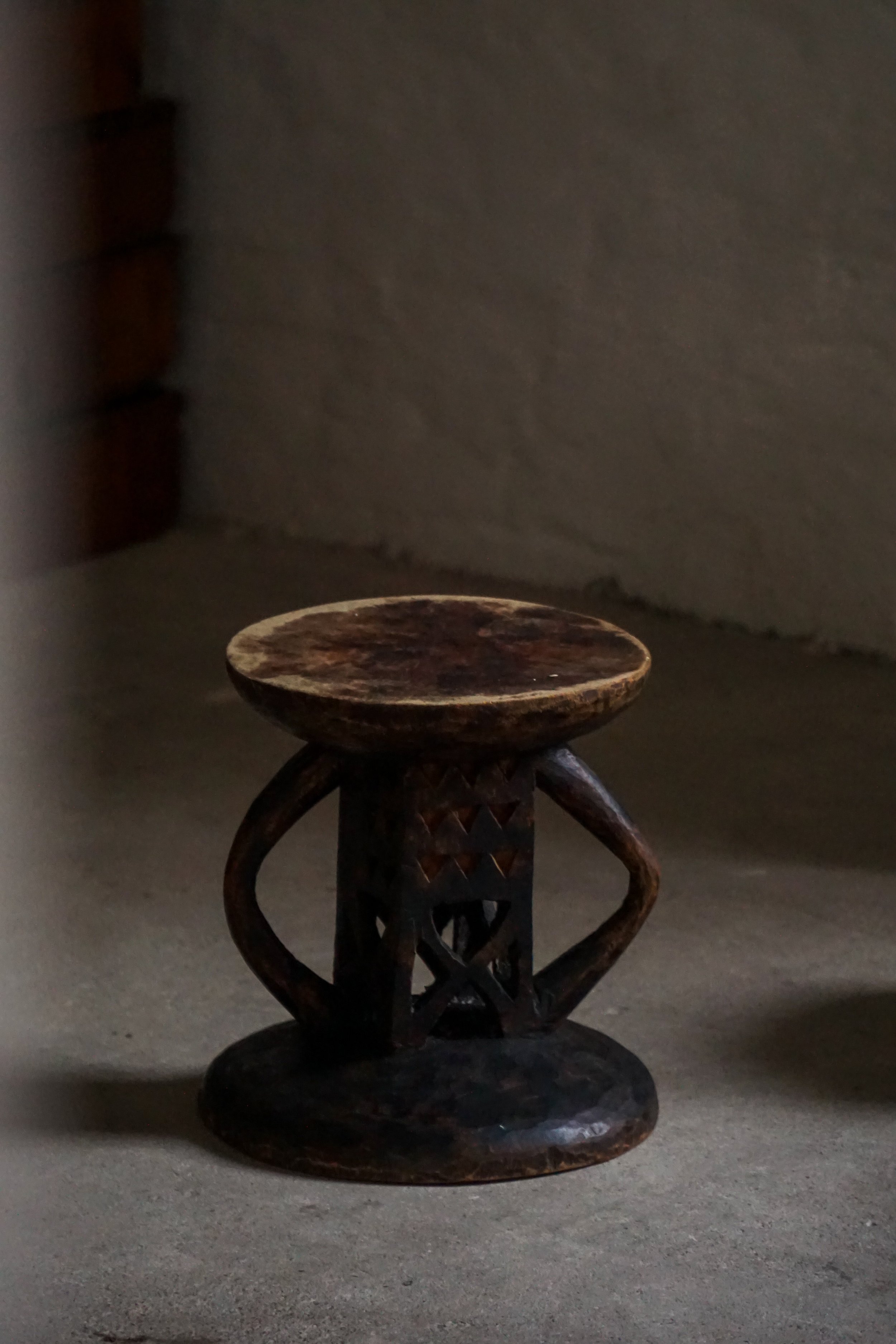 African_Stool_Small-04.jpg