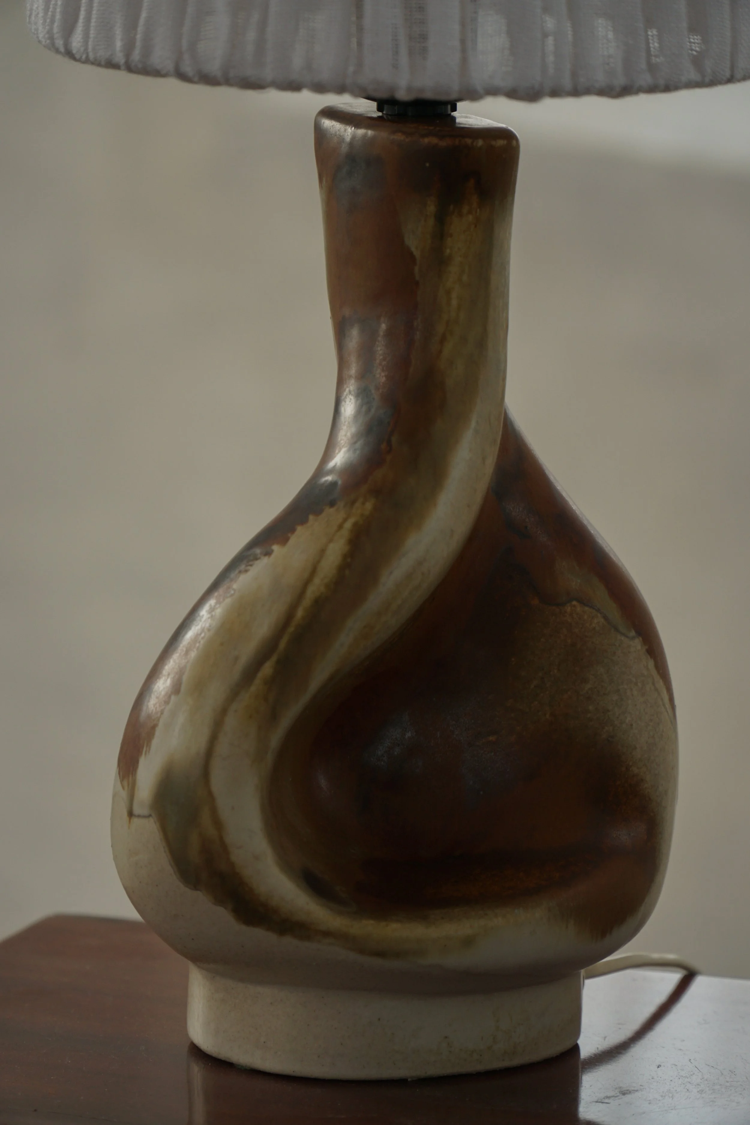 Ceramic_Lamp_Twist-07.jpg