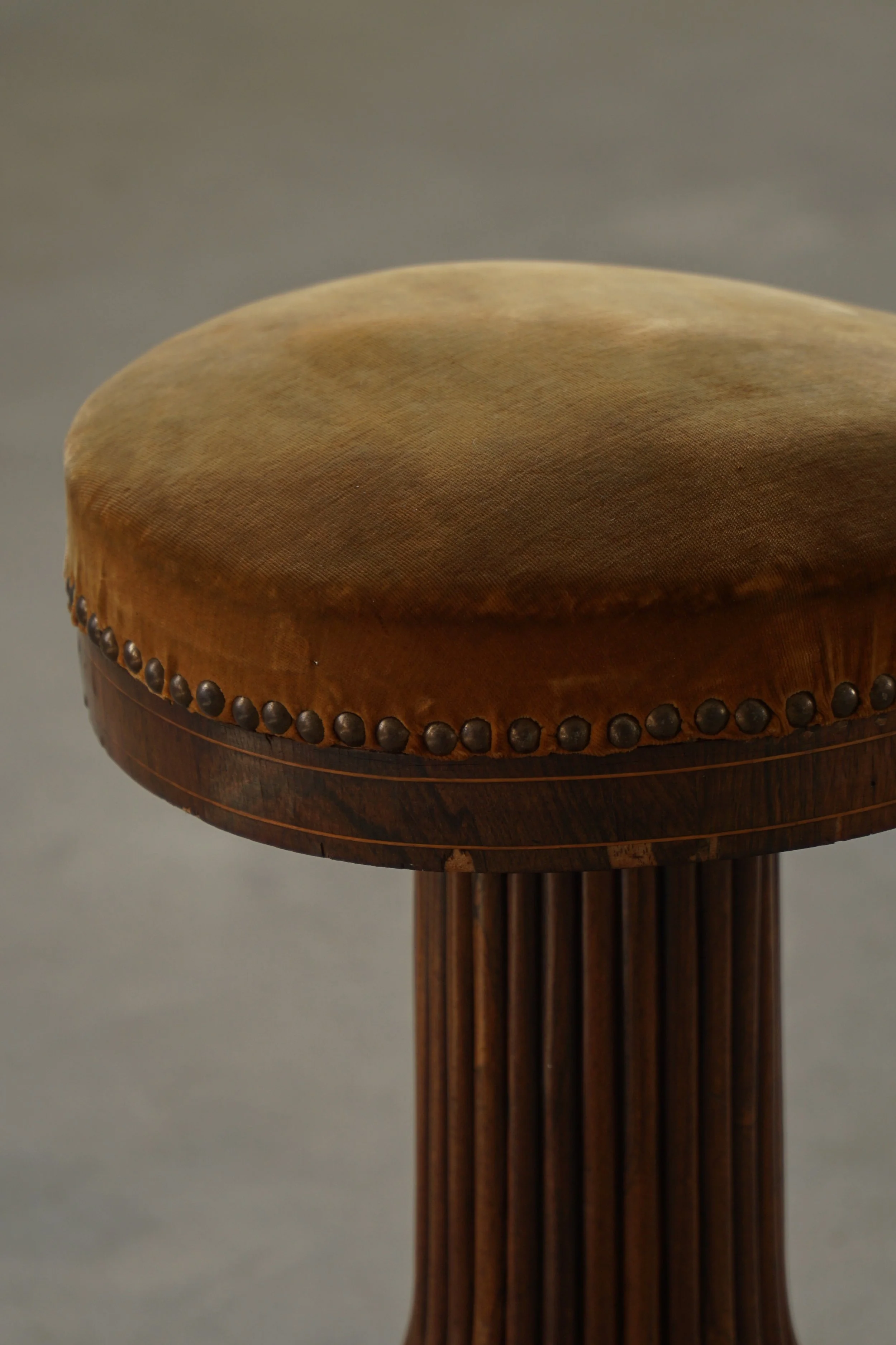 Stool_Velvet_Seat-13.jpg