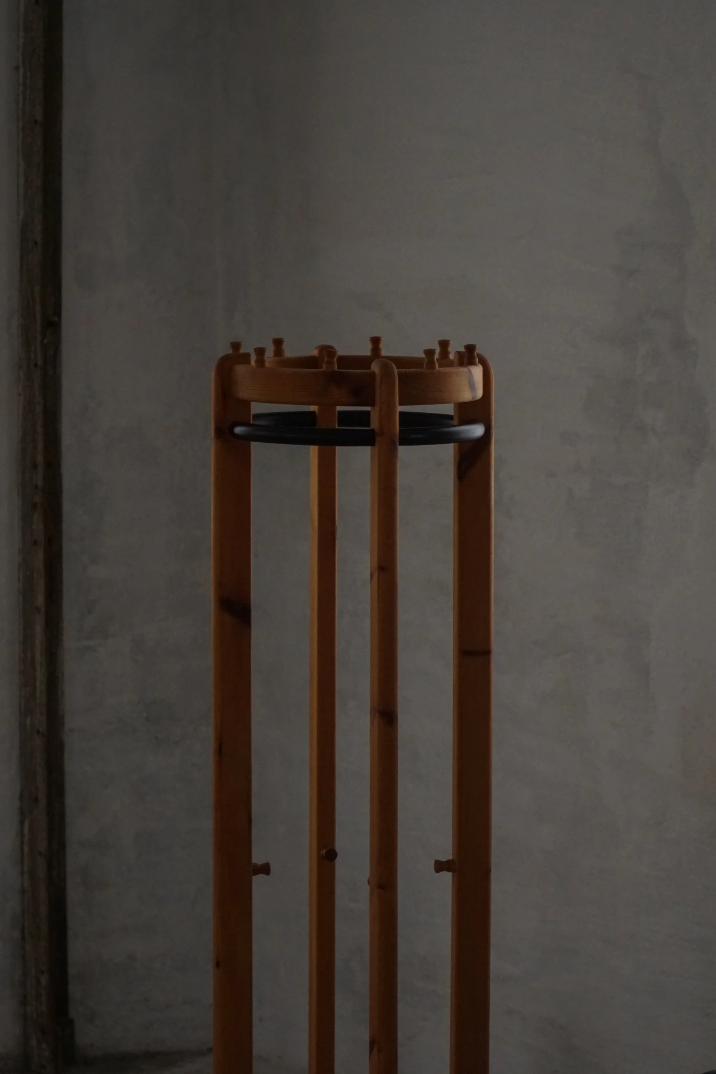 Coat_Rack-05.jpg